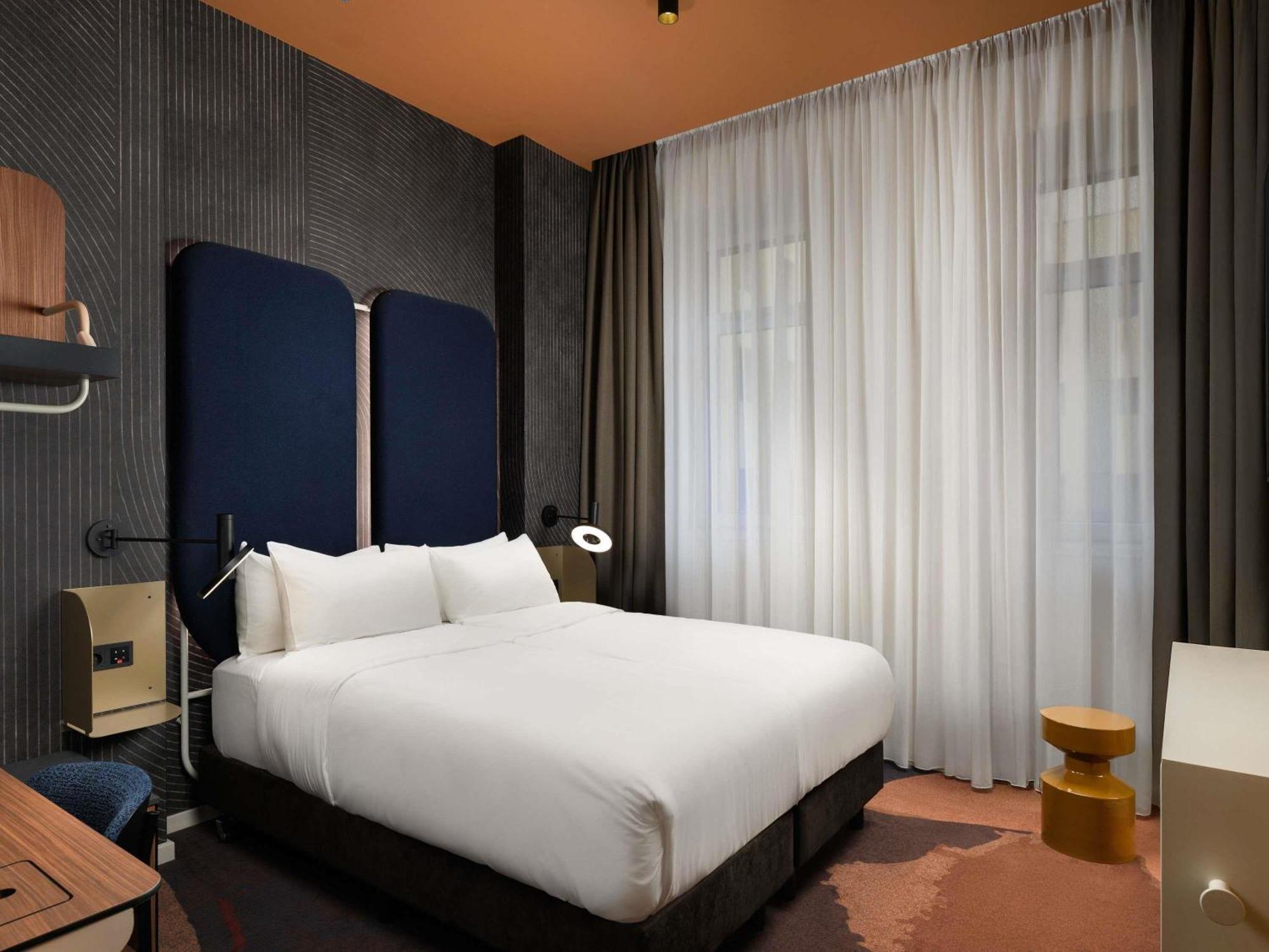 Habitación Superior con 1 cama doble - Adaptada para personas con movilidad reducida