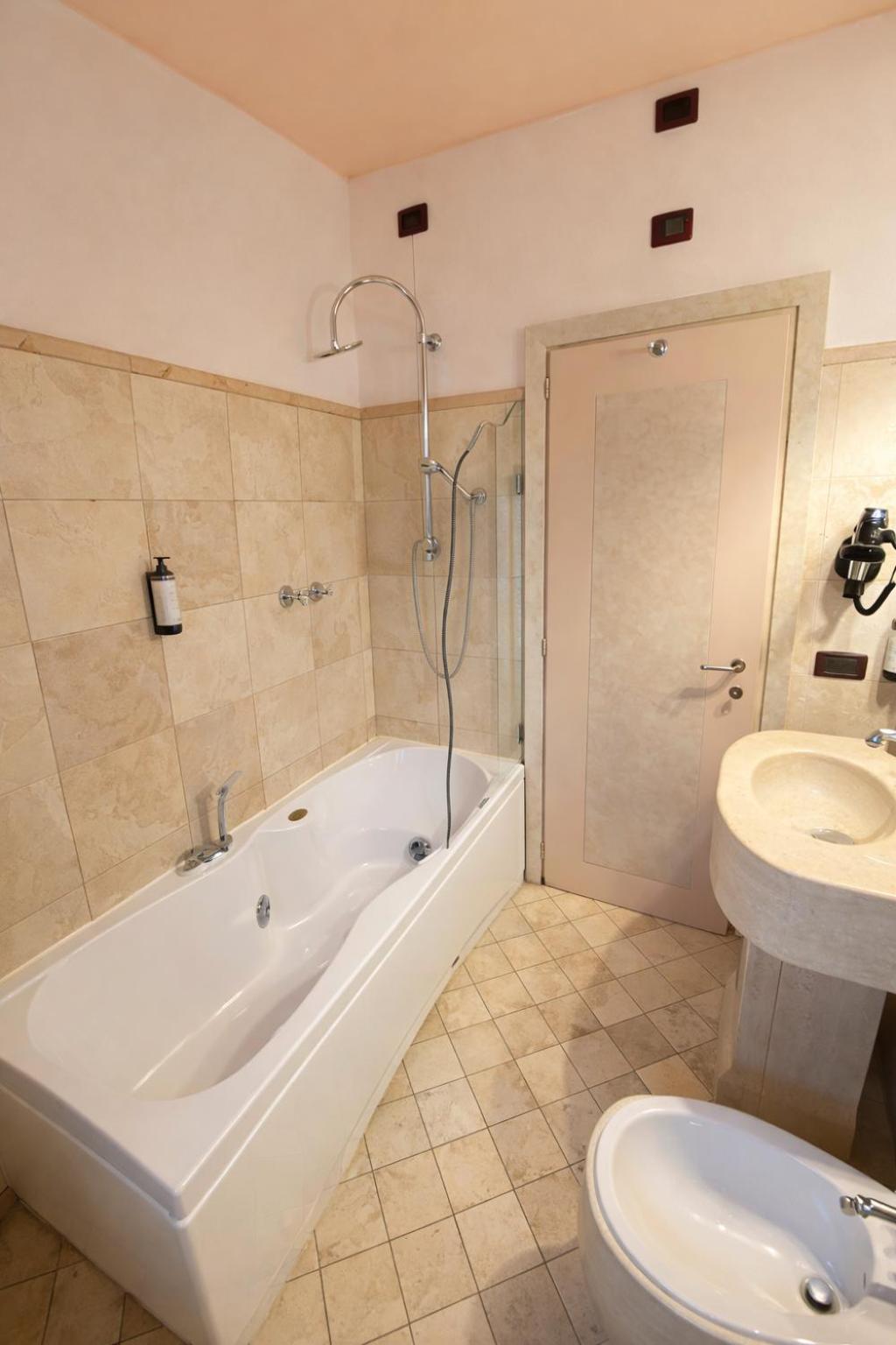 Deluxe Double Room Balcony