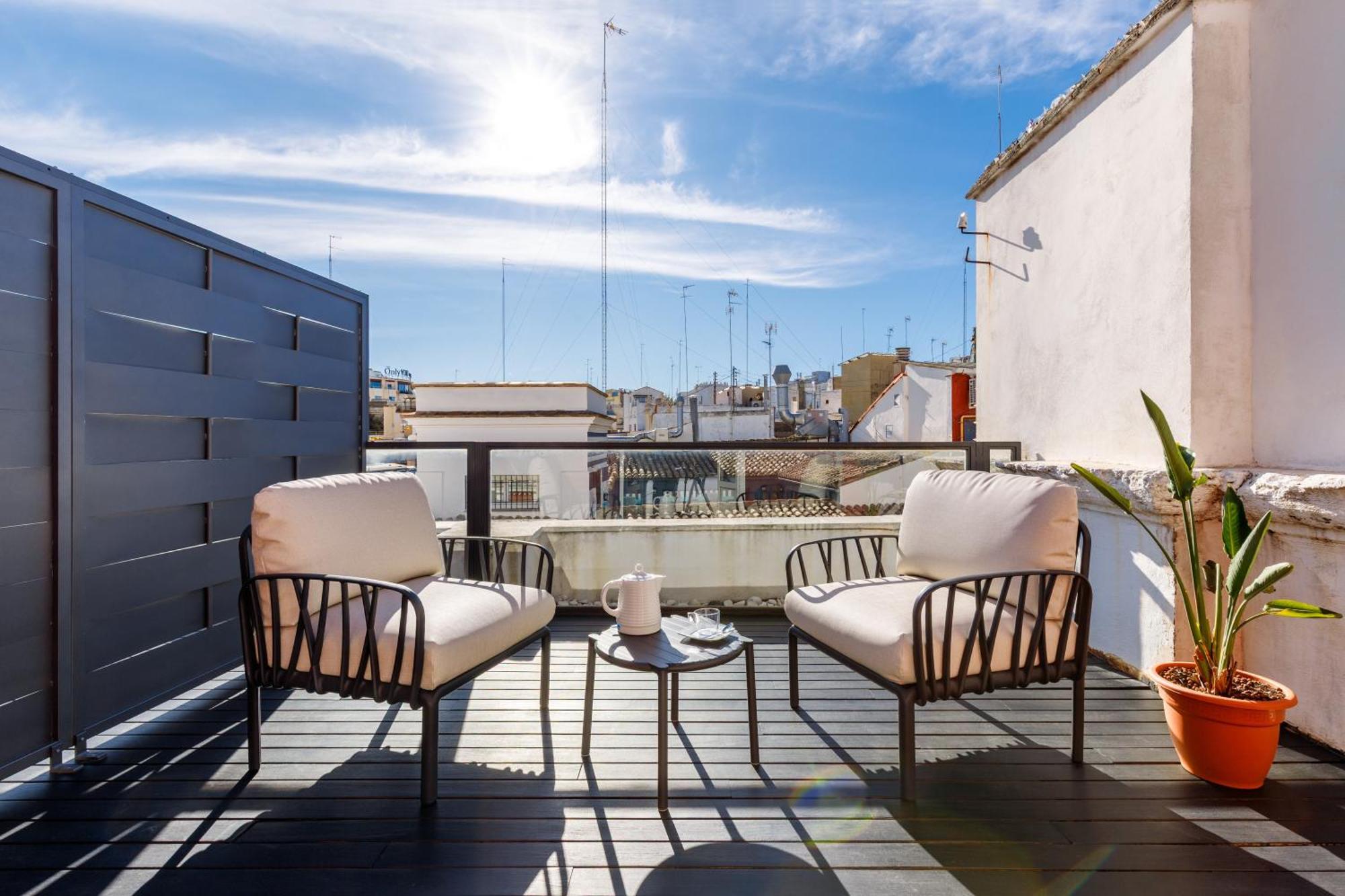 Double Room Terrace,1746818062:JPEG
