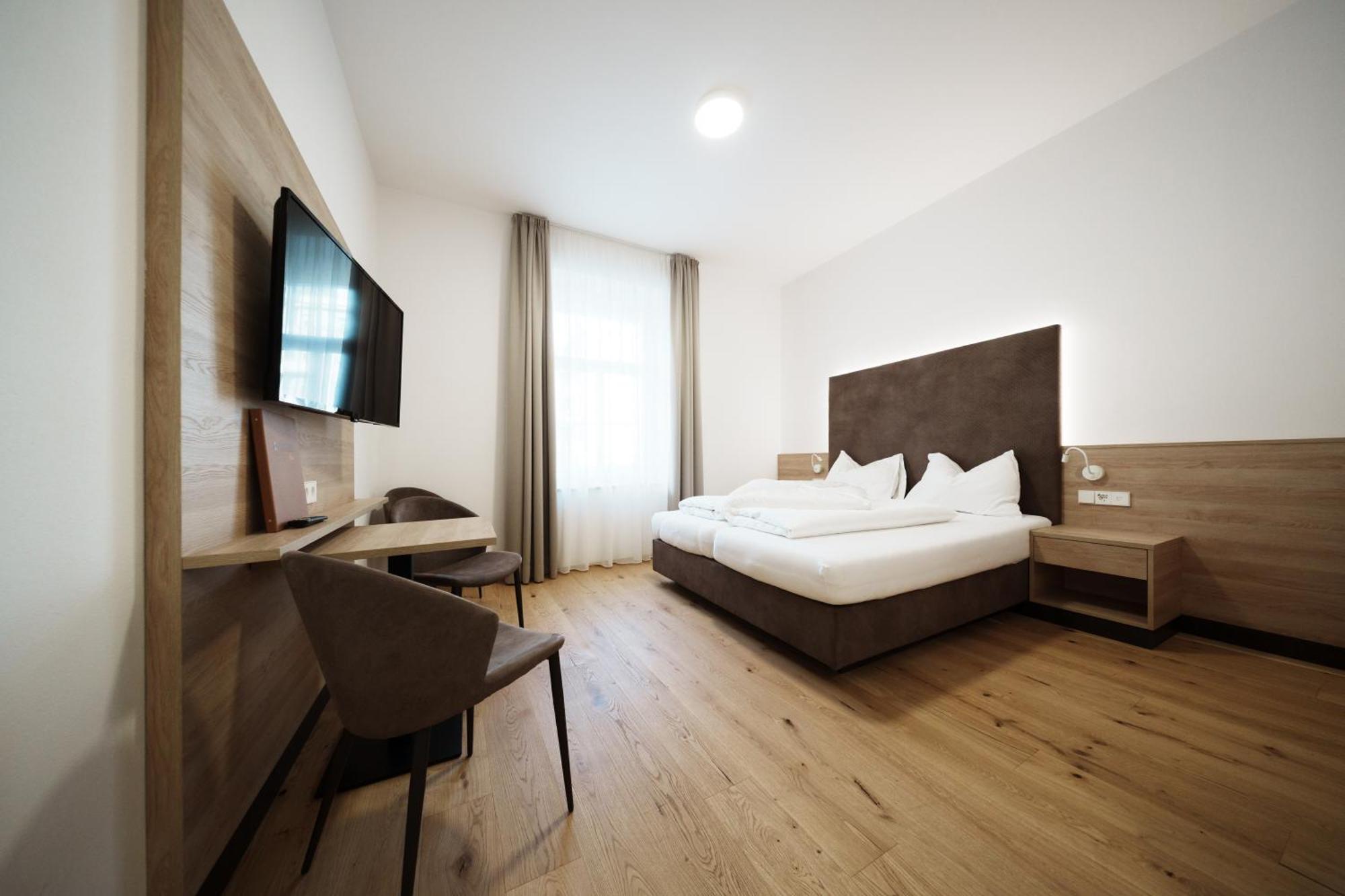Superior Double Room,1746887121:JPEG