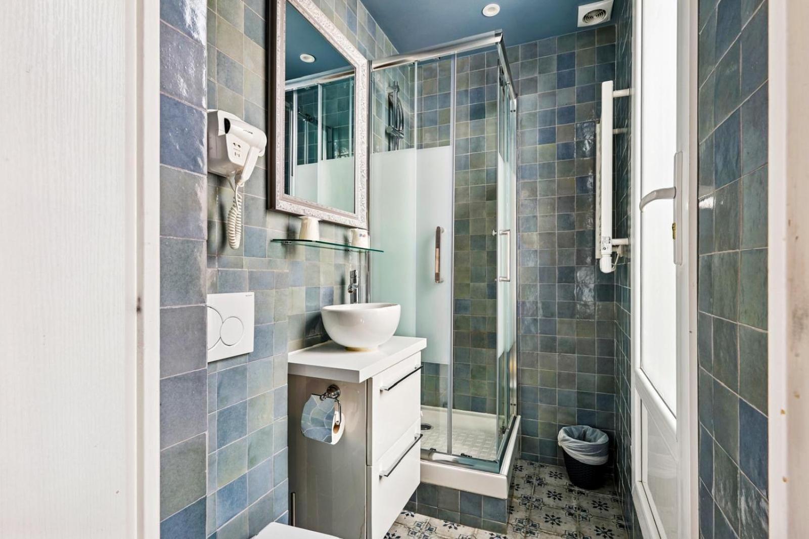 Single Room Private Bathroom,1746934724:JPEG
