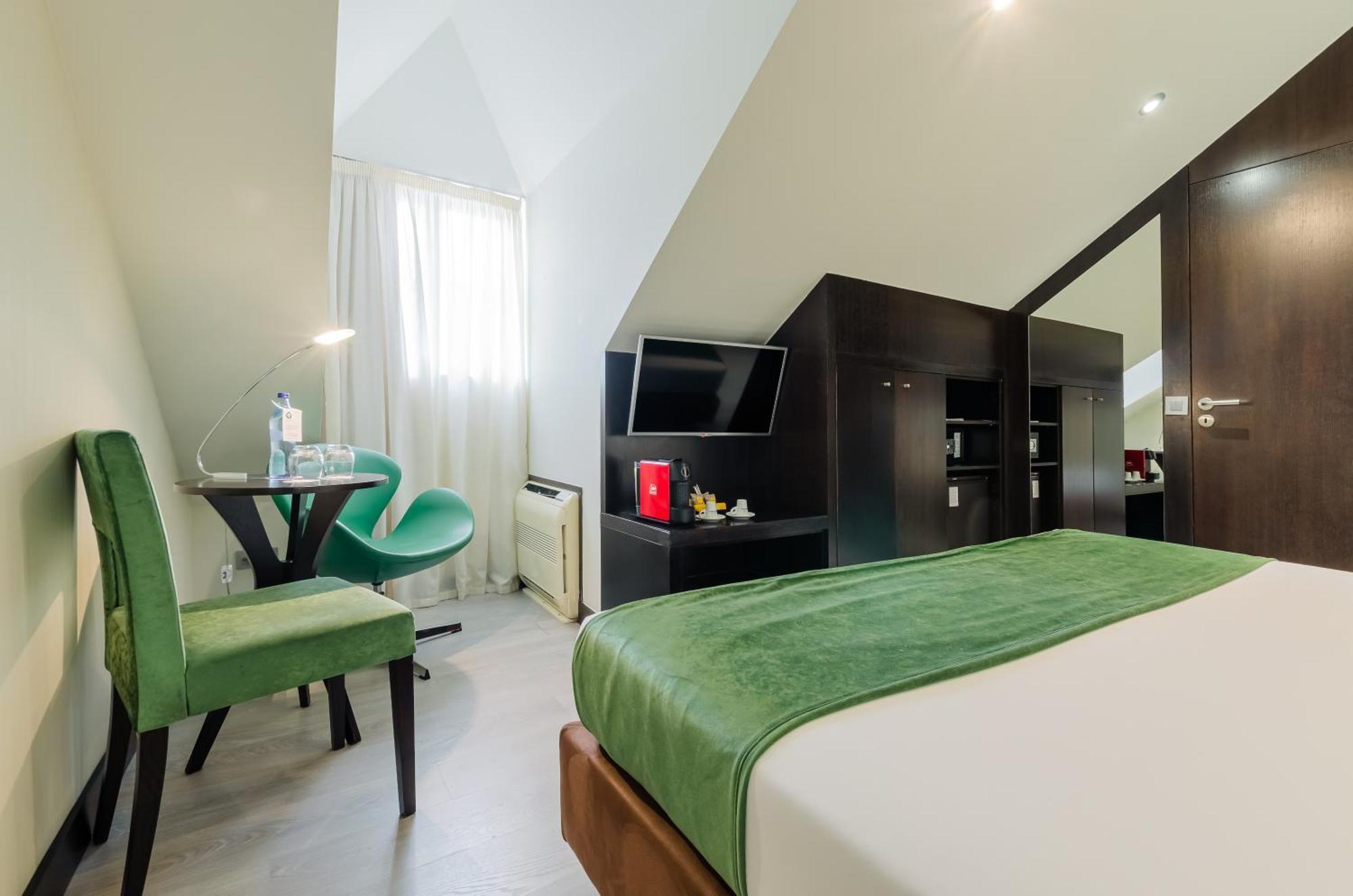 Quarto Duplo - Mansard
