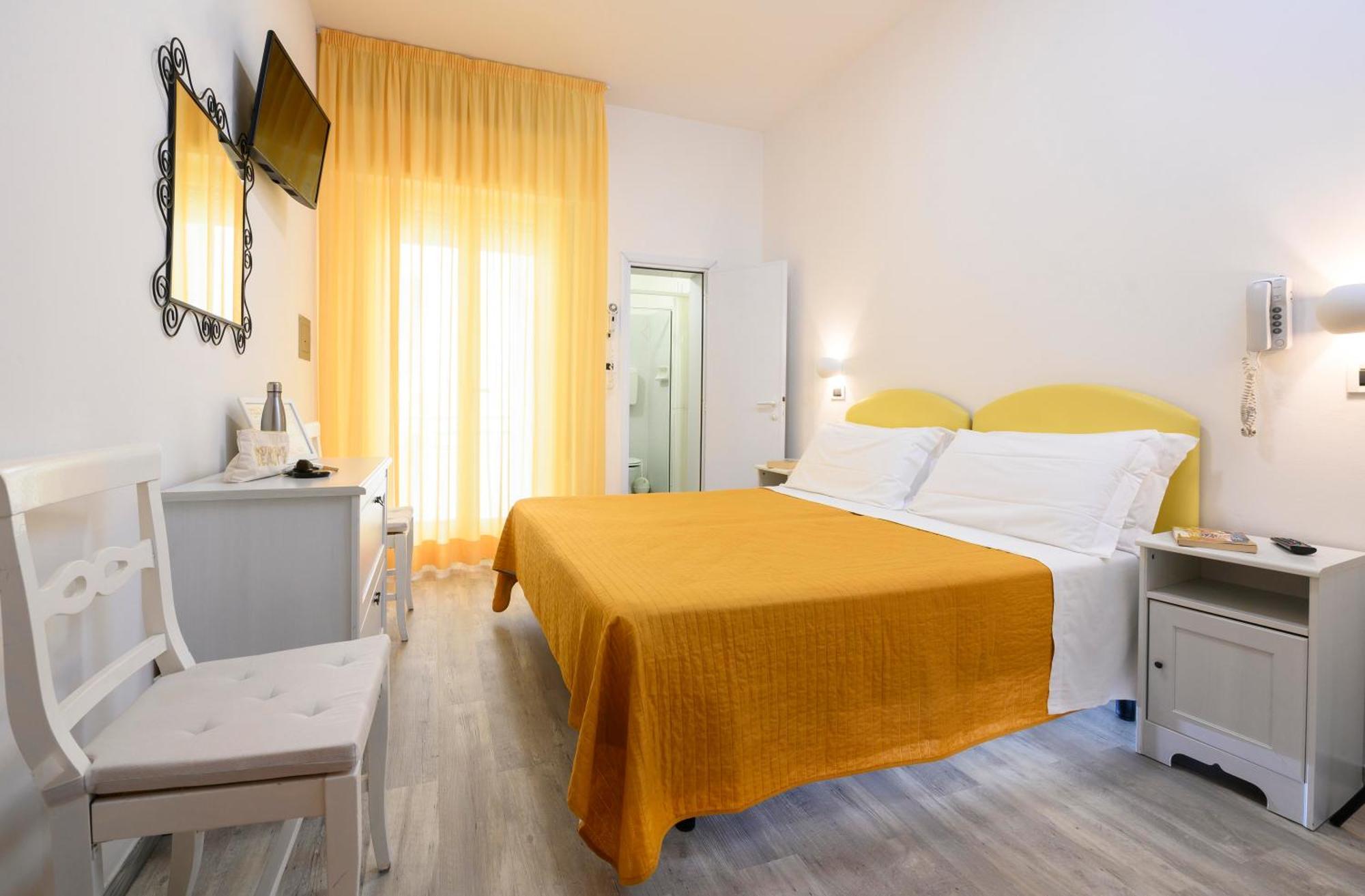 Deluxe Double or Twin Room Balcony Sea View,1598410562:JPEG