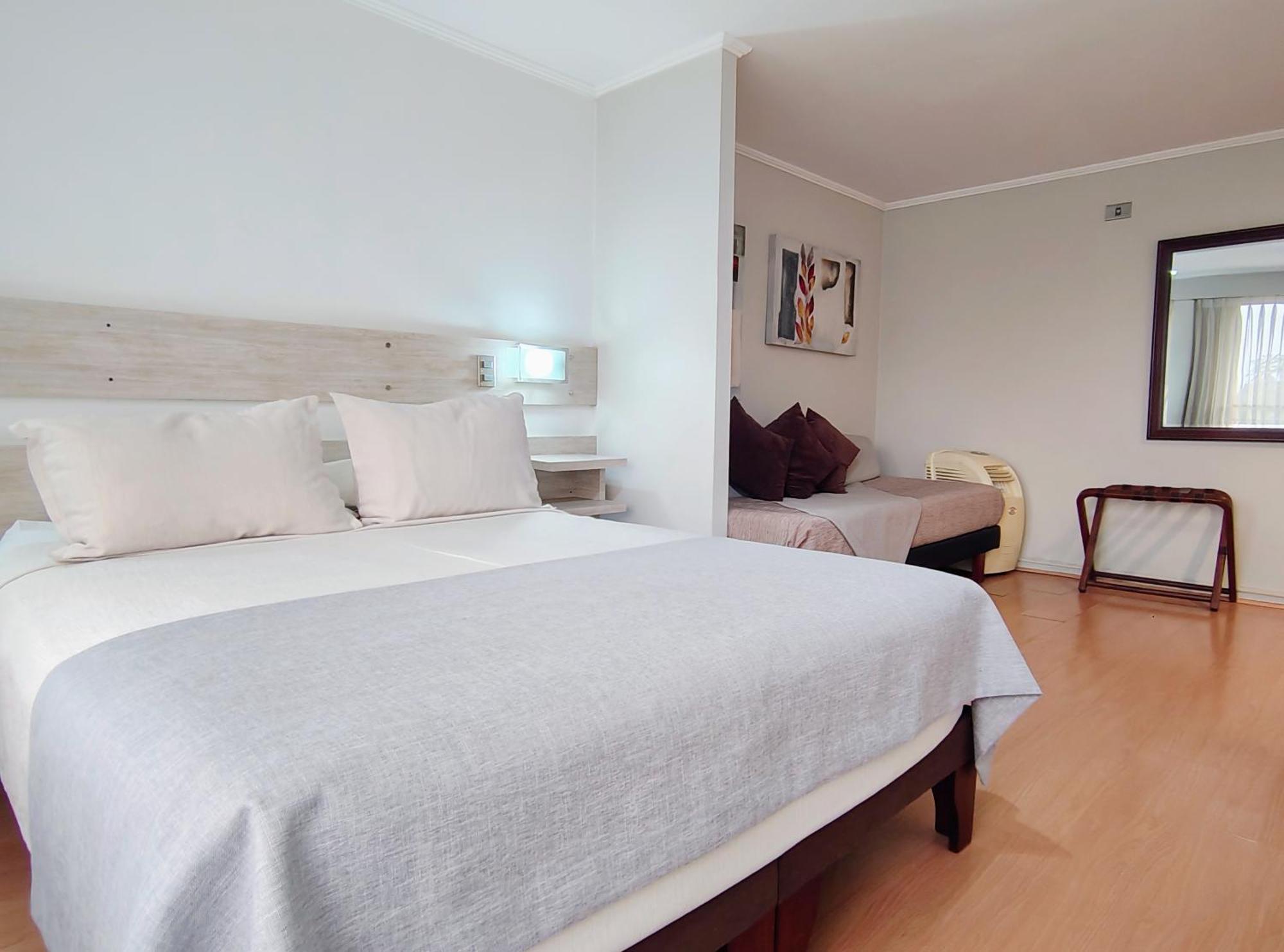 Executive Triple Room