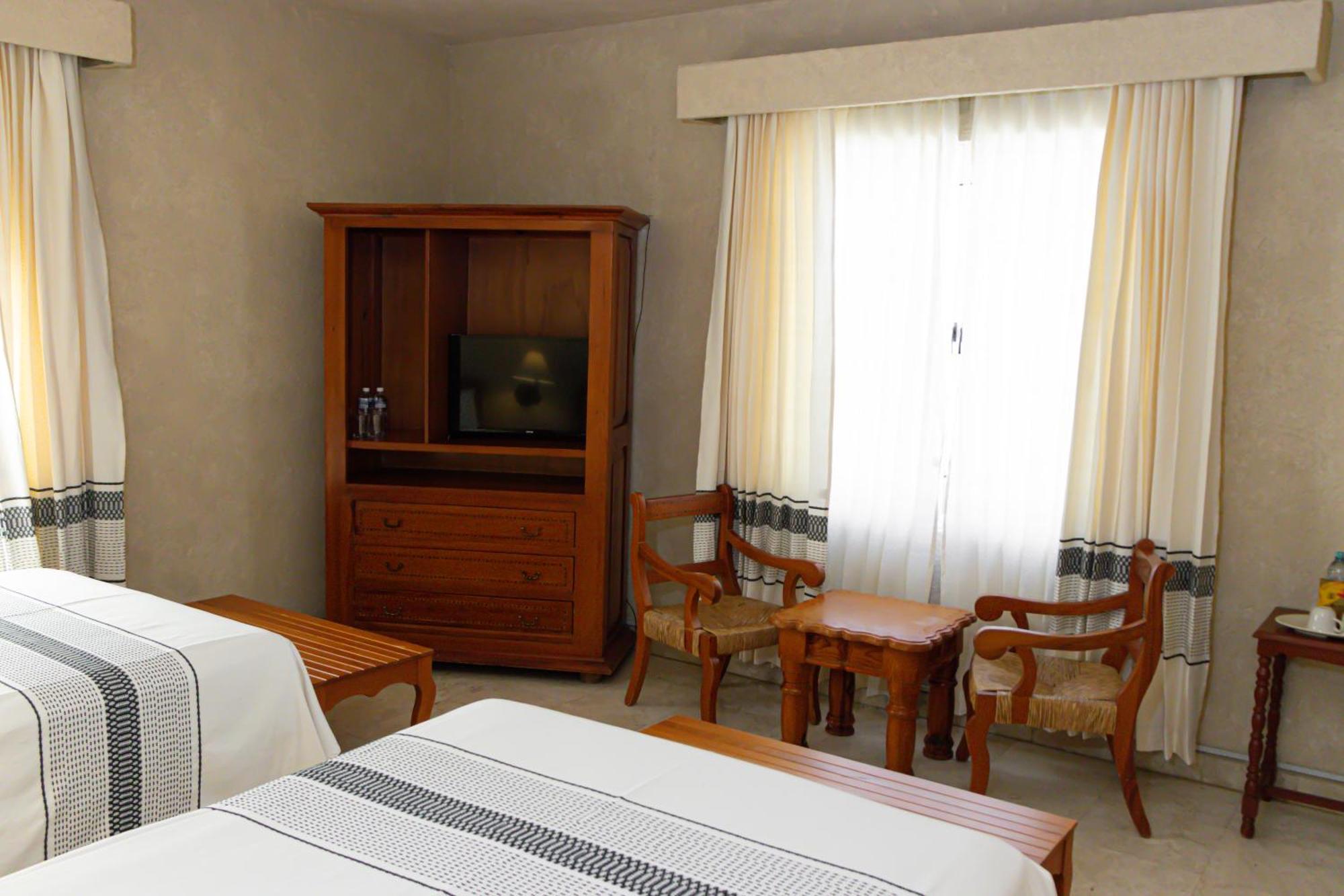 Junior Suite,1756519689:JPEG