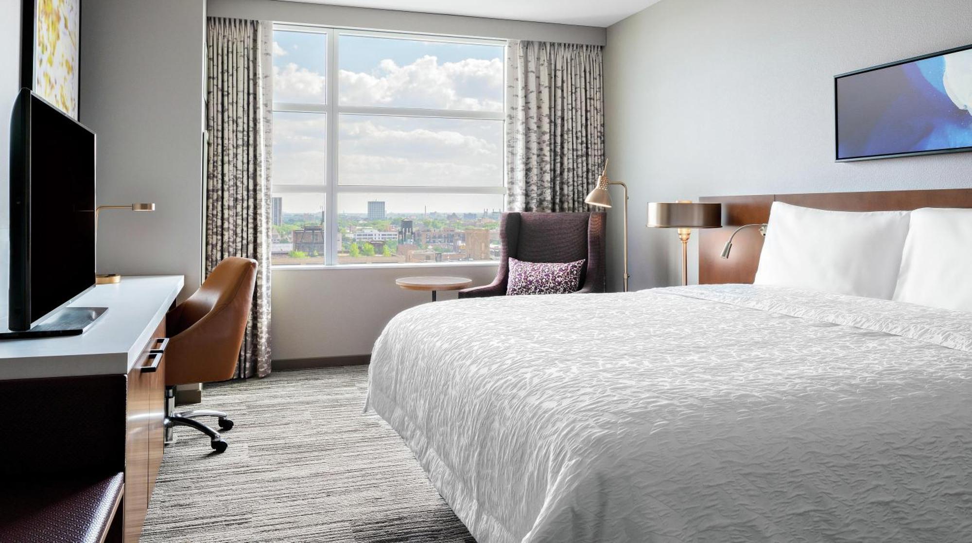 King Room,1756660449:JPEG