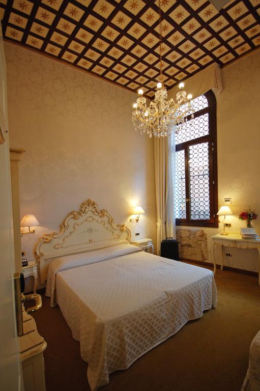Double or Twin Room,61081576:JPEG