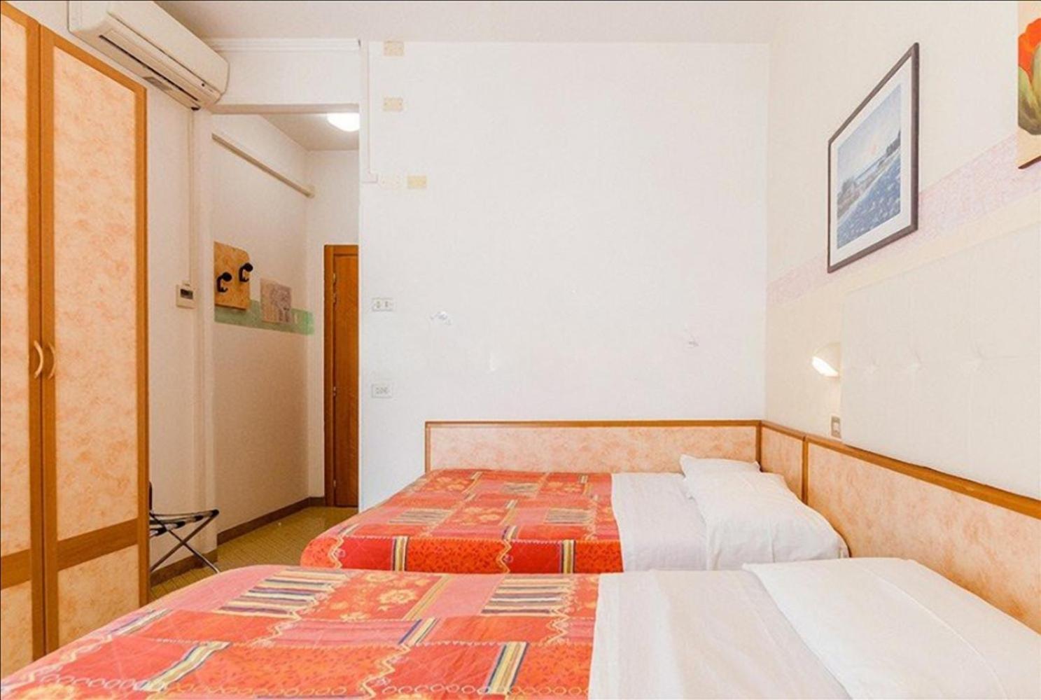 Standard Triple Room,1757136158:JPEG