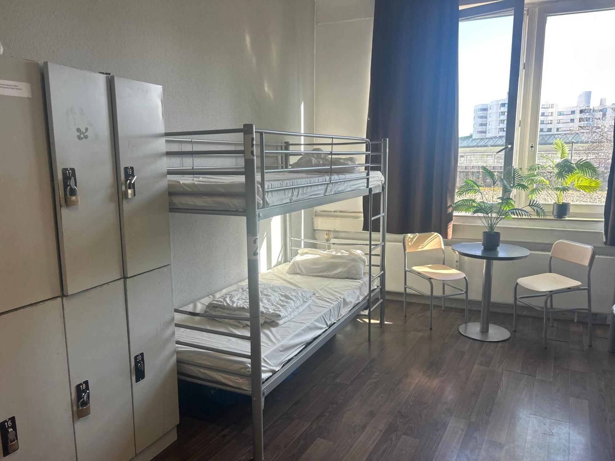 Bed 8-Bed Dormitory Room,1757737249:JPEG