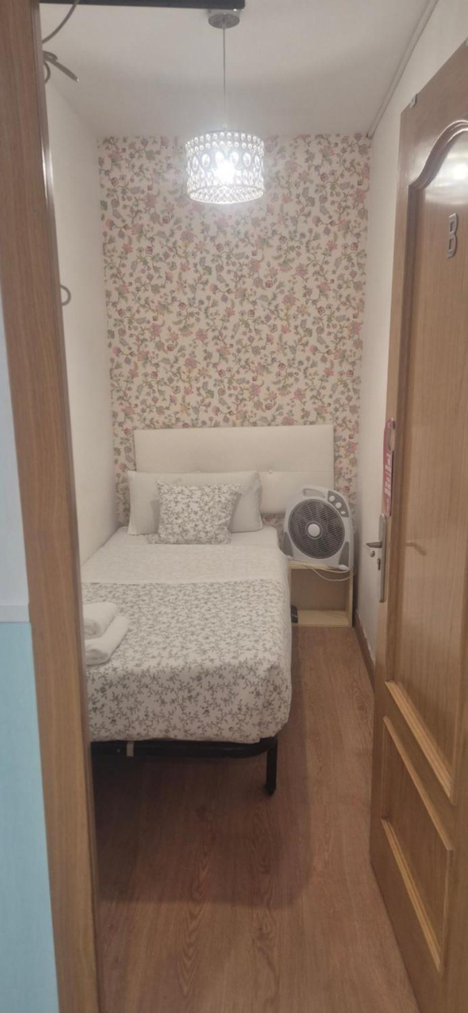 Budget Single Room