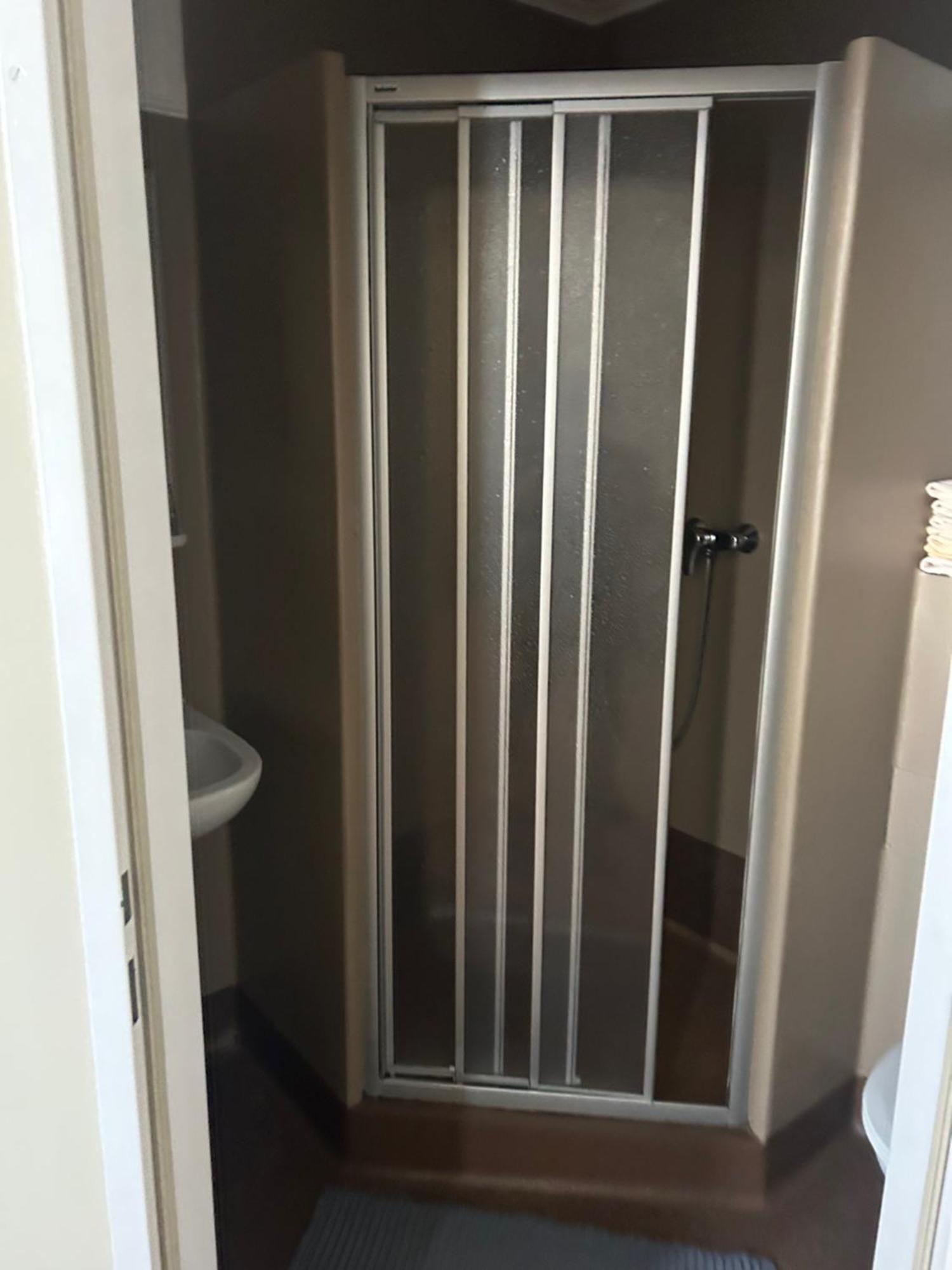 Double Room,1758323190:JPEG