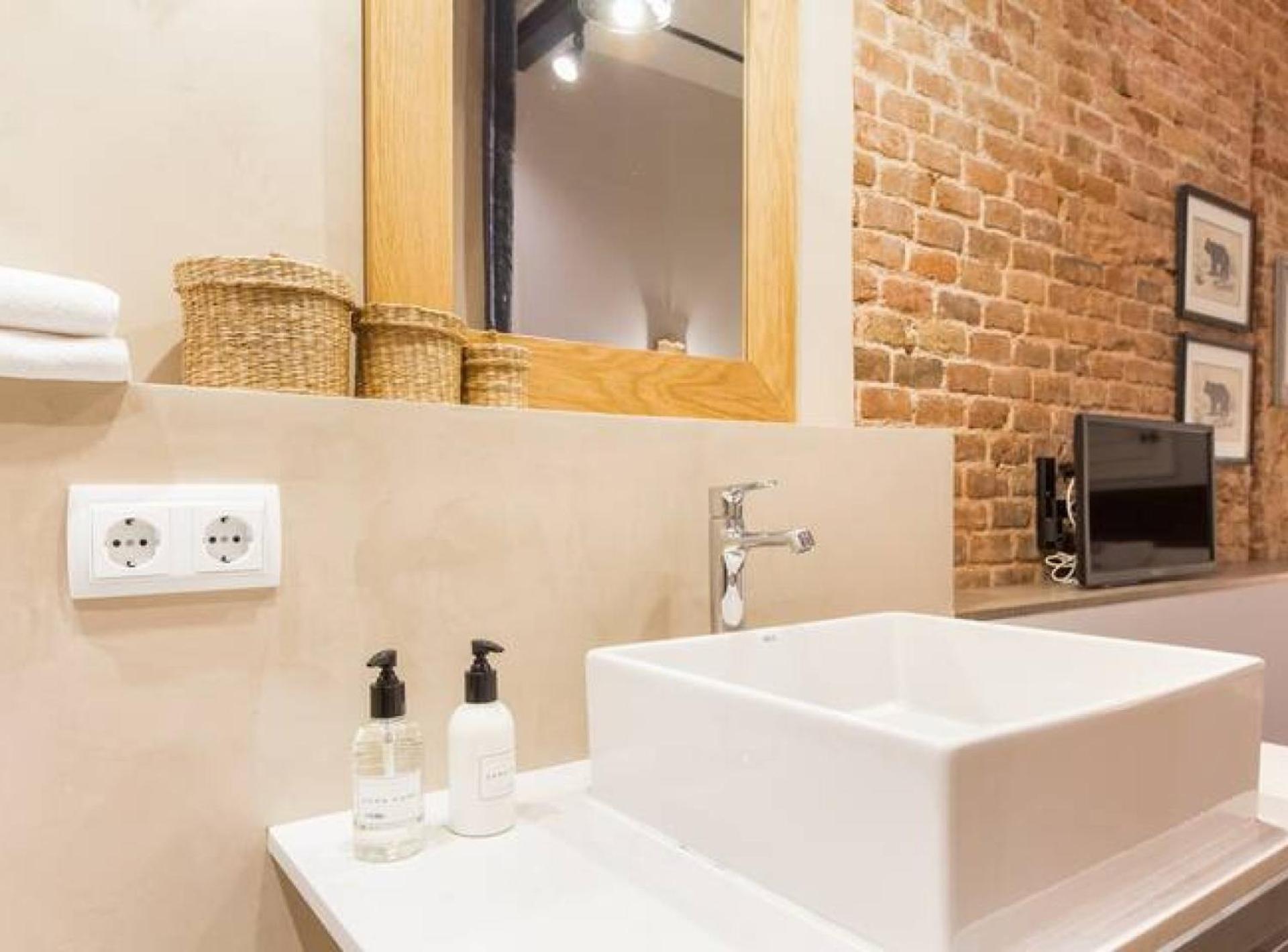 Two-Bedroom Apartment,1770905296:JPEG