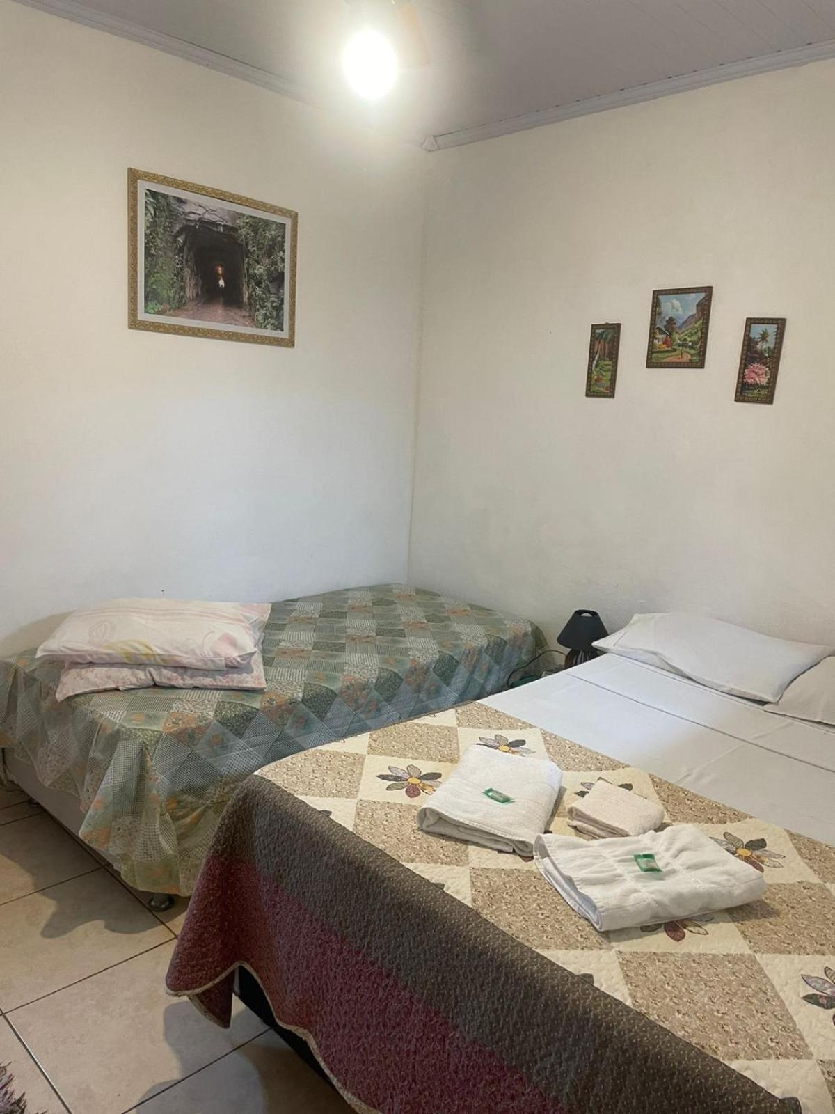 Quarto Triplo Básico