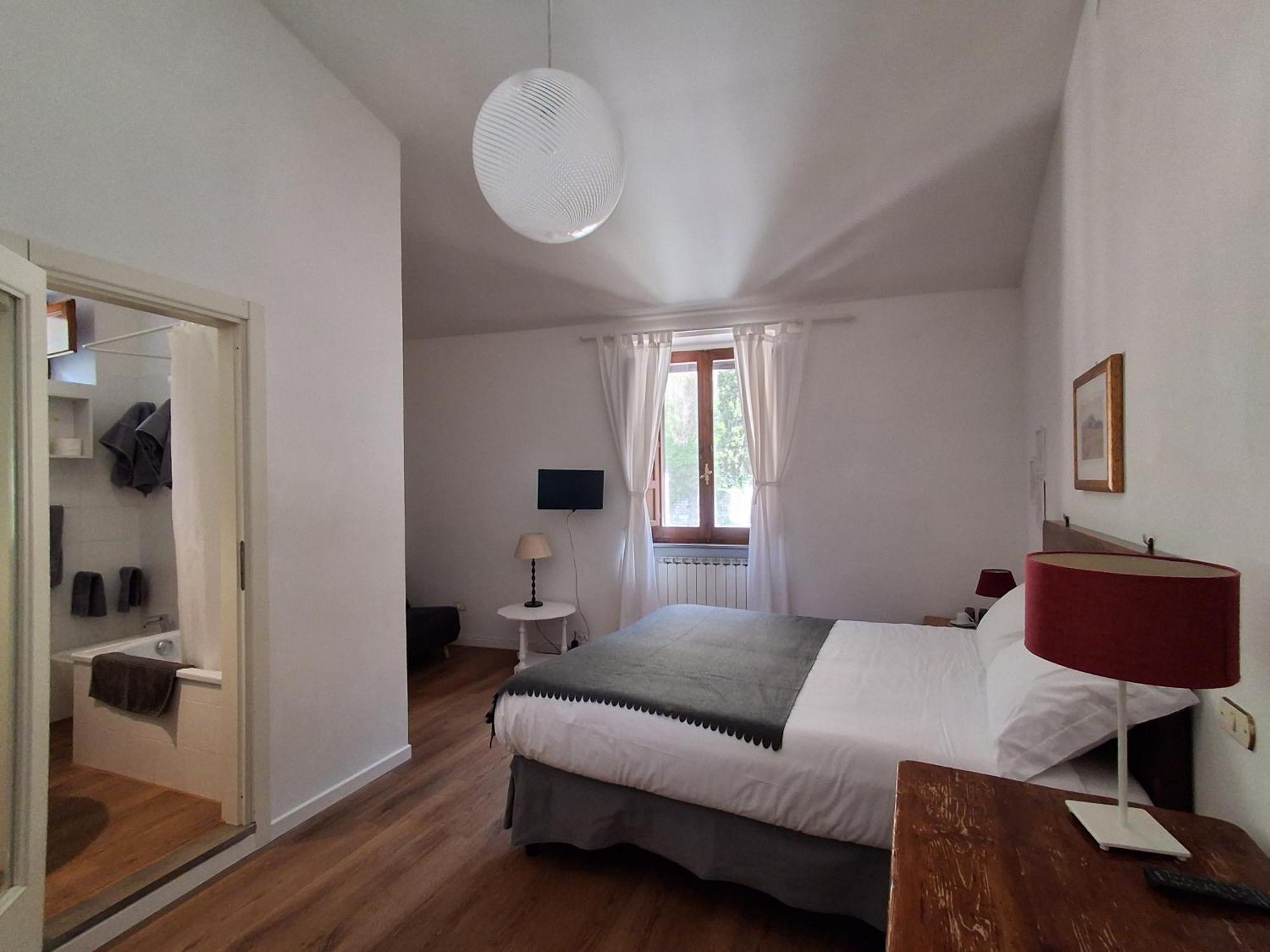 Deluxe Room,1758465188:JPEG
