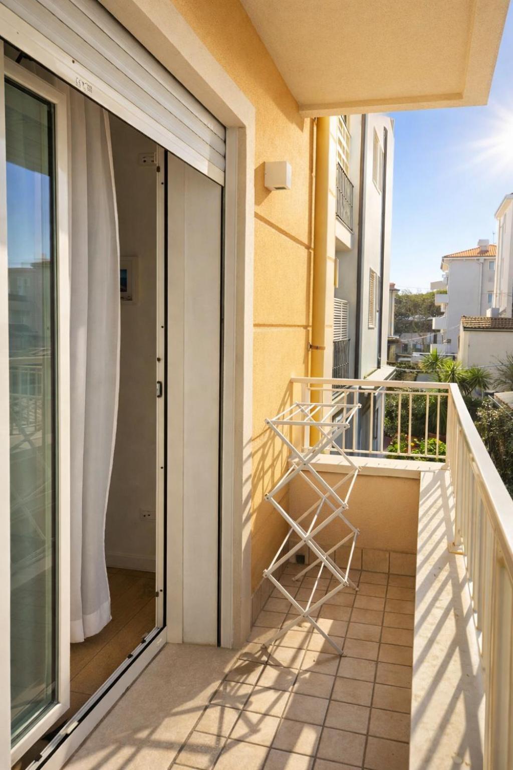 Studio Apartment Balcony