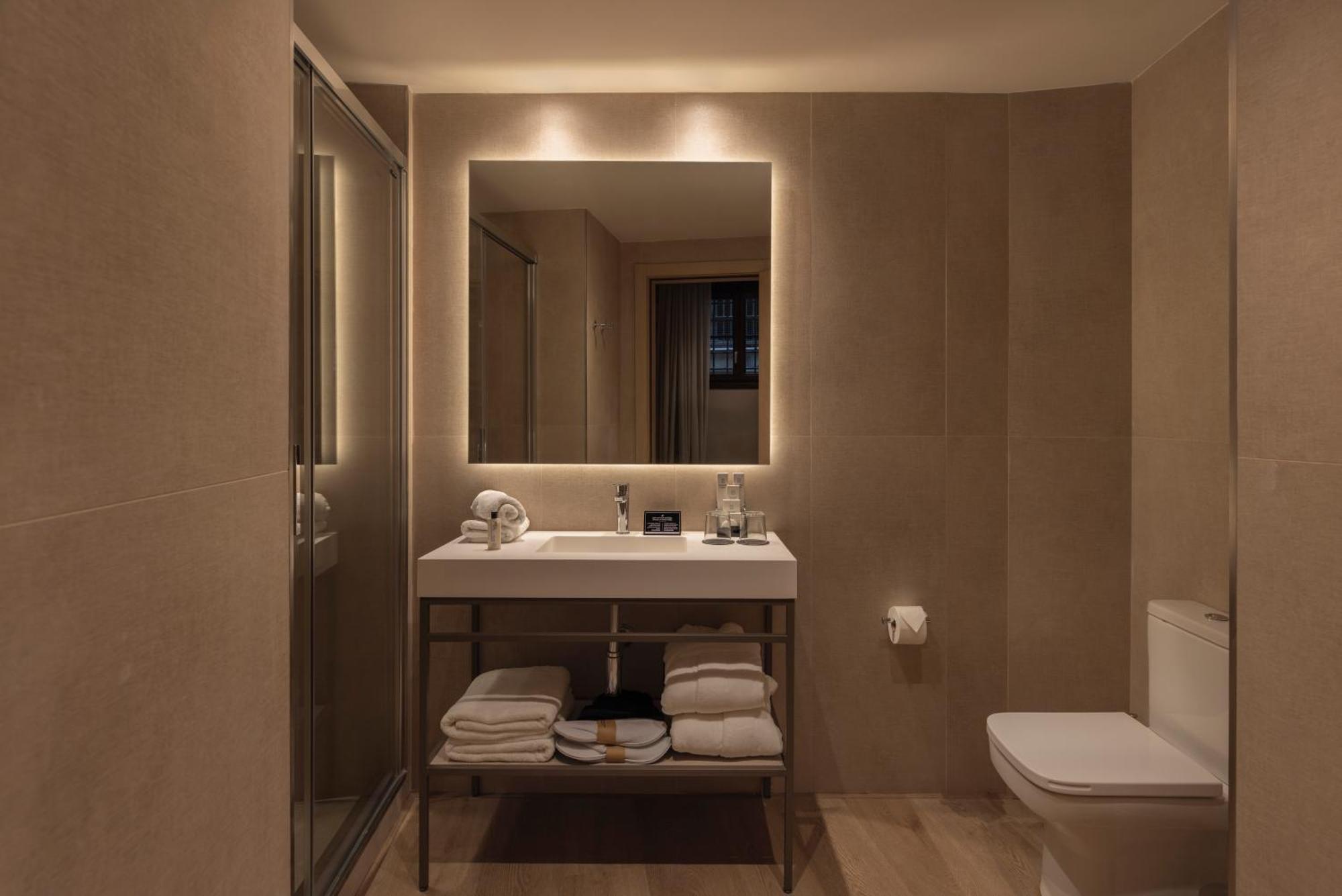 Interior Superior Room