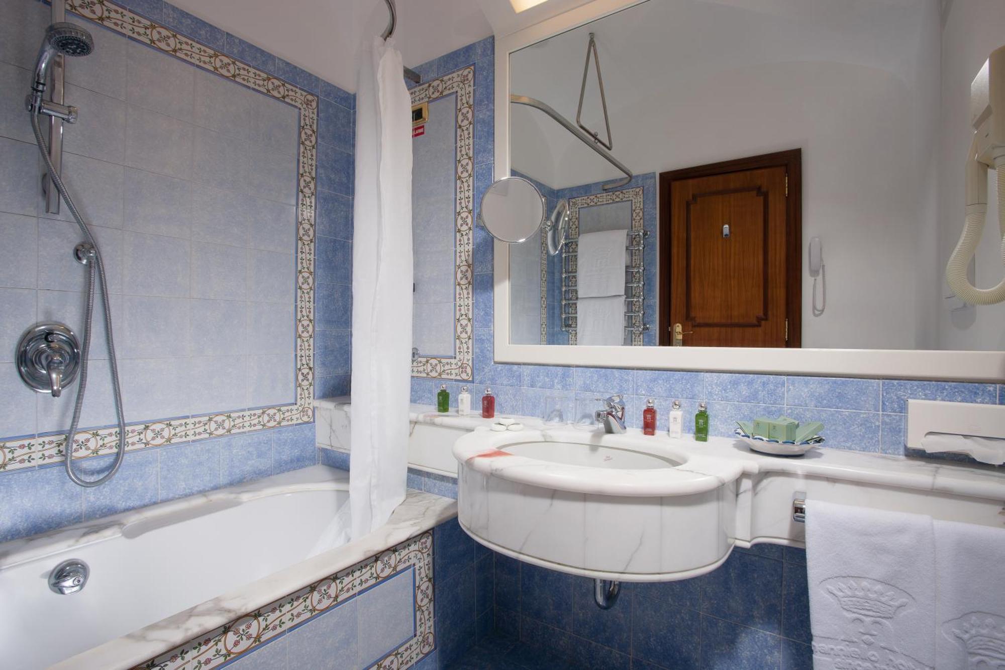 Classic Double or Twin Room Balcony,1758524943:JPEG