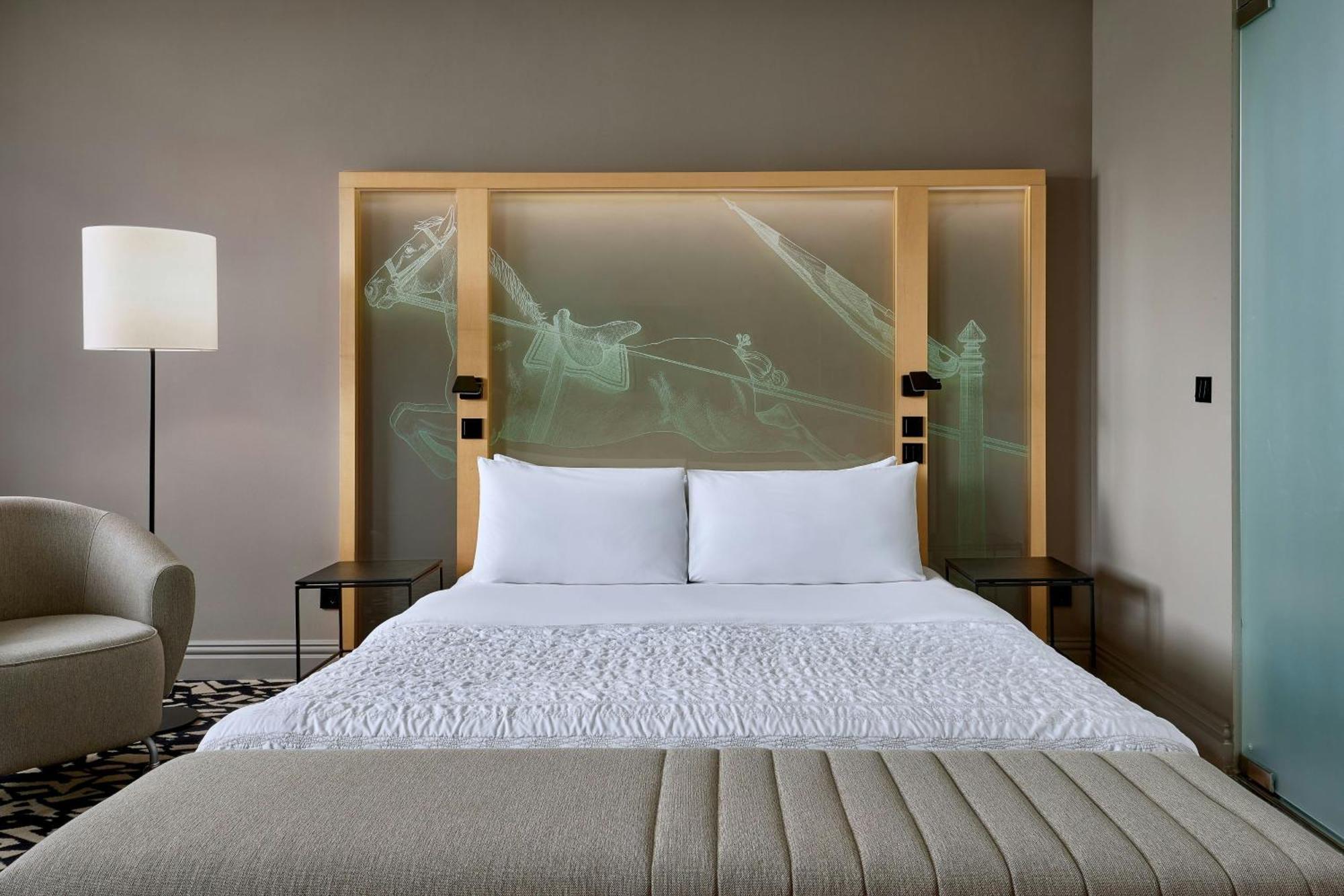 Deluxe Room Courtyard View,1758526399:JPEG