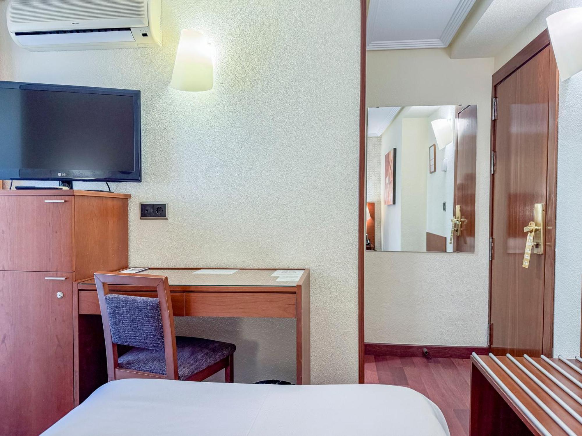 Single Room,1661635920:JPEG
