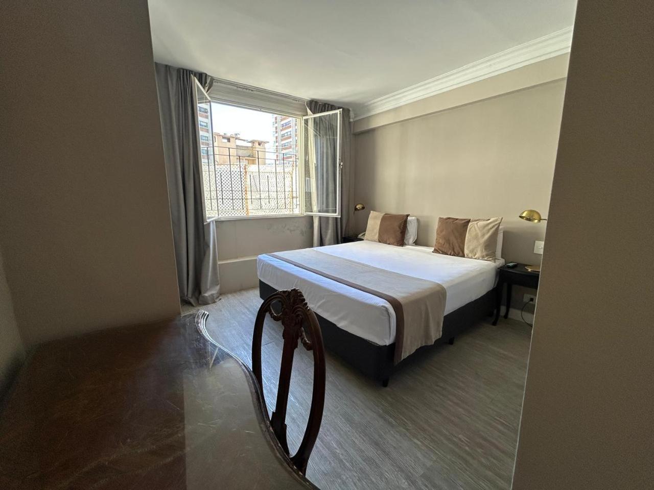 Family Room,1758531803:JPEG