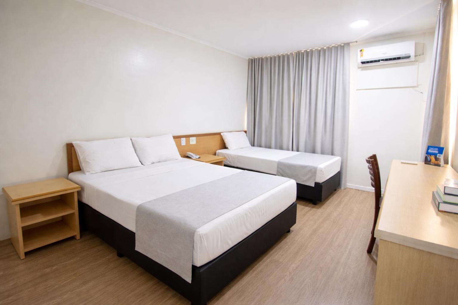 Executive Room,1758532062:JPEG