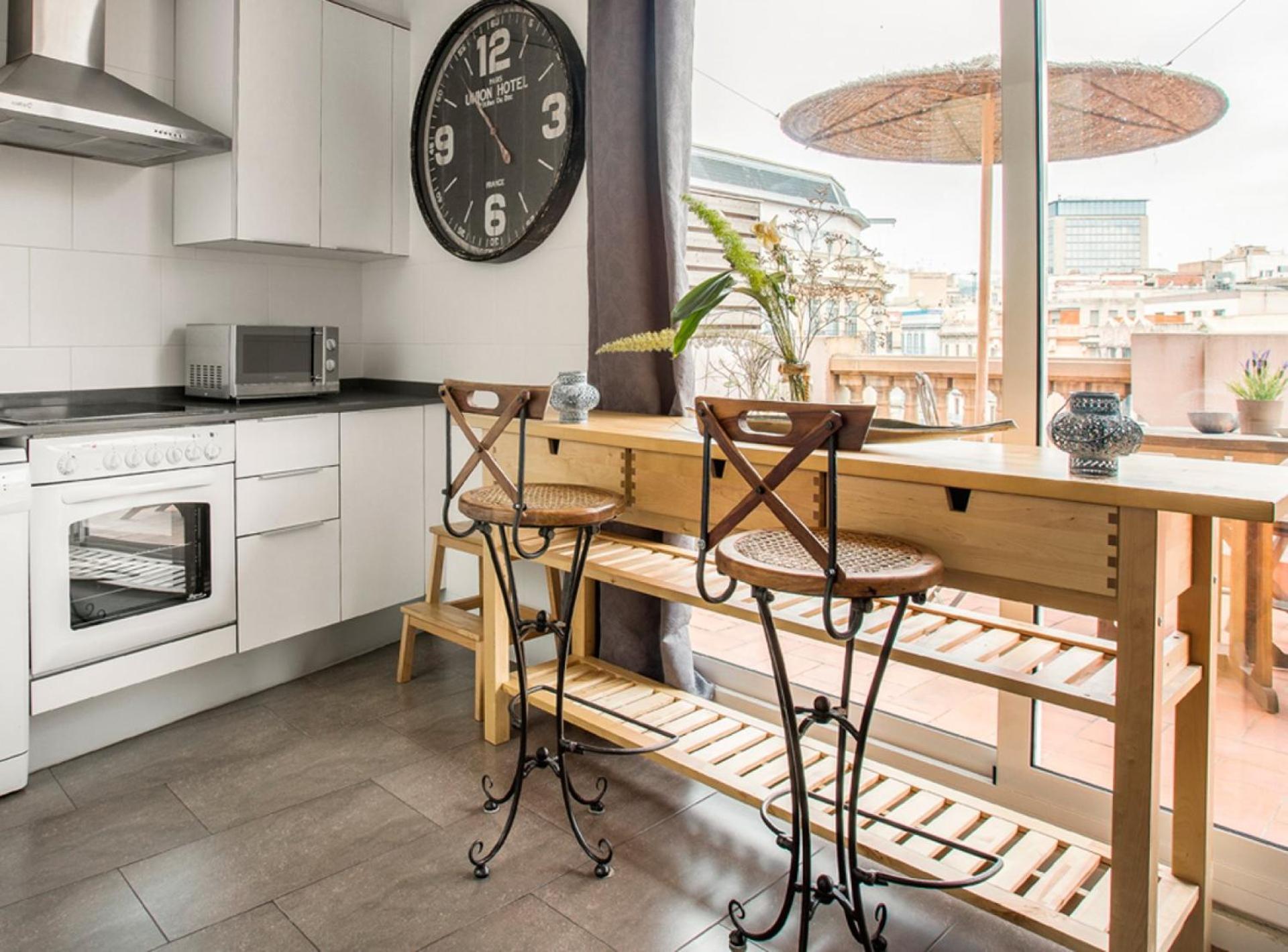 One-Bedroom Apartment Terrace,1758555335:JPEG