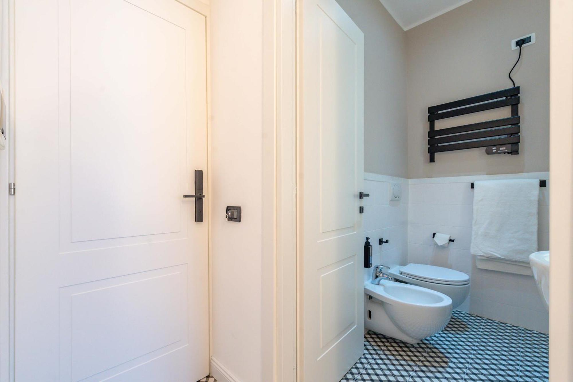 Quarto com Cama de Casal ou 2 de Solteiro