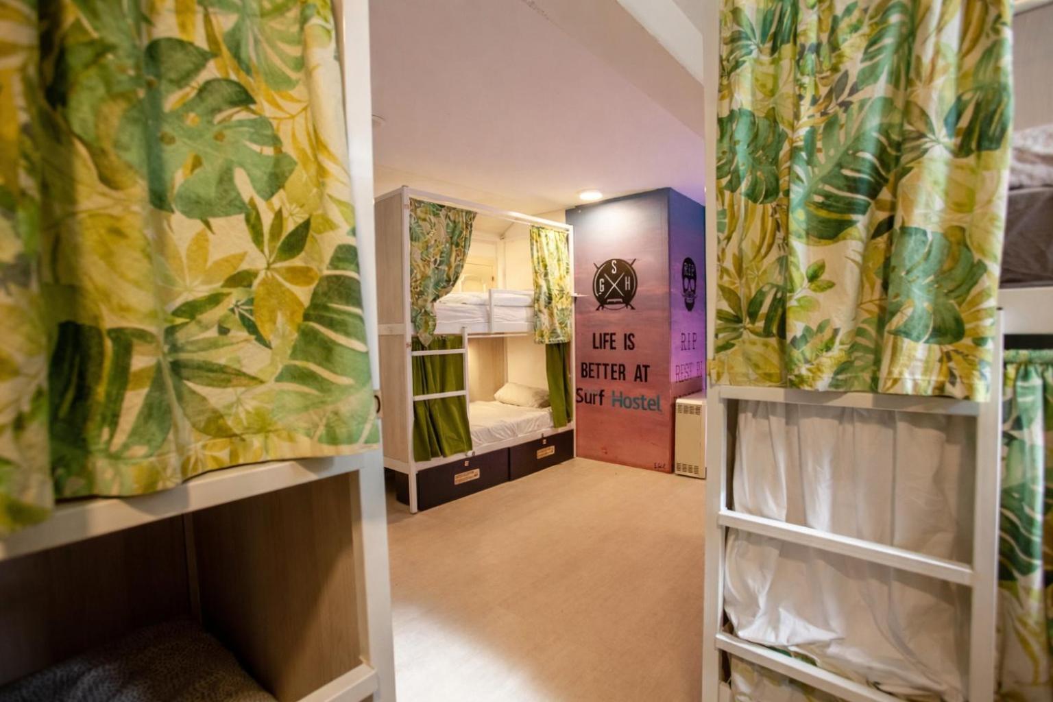 Single Bed Mixed Dormitory Room 14 pax,1758598537:JPEG
