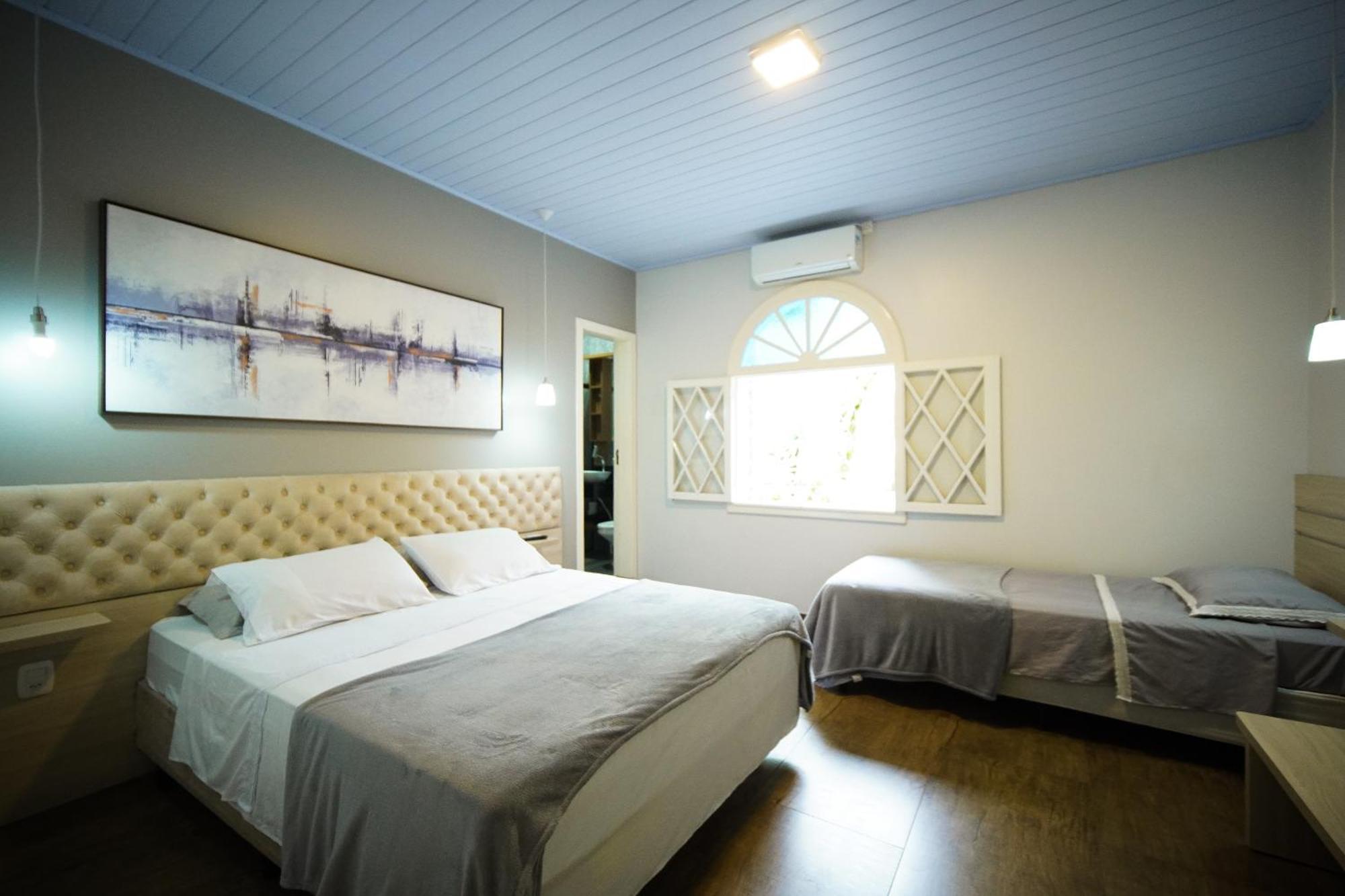 Quarto Triplo,1758618555:JPEG