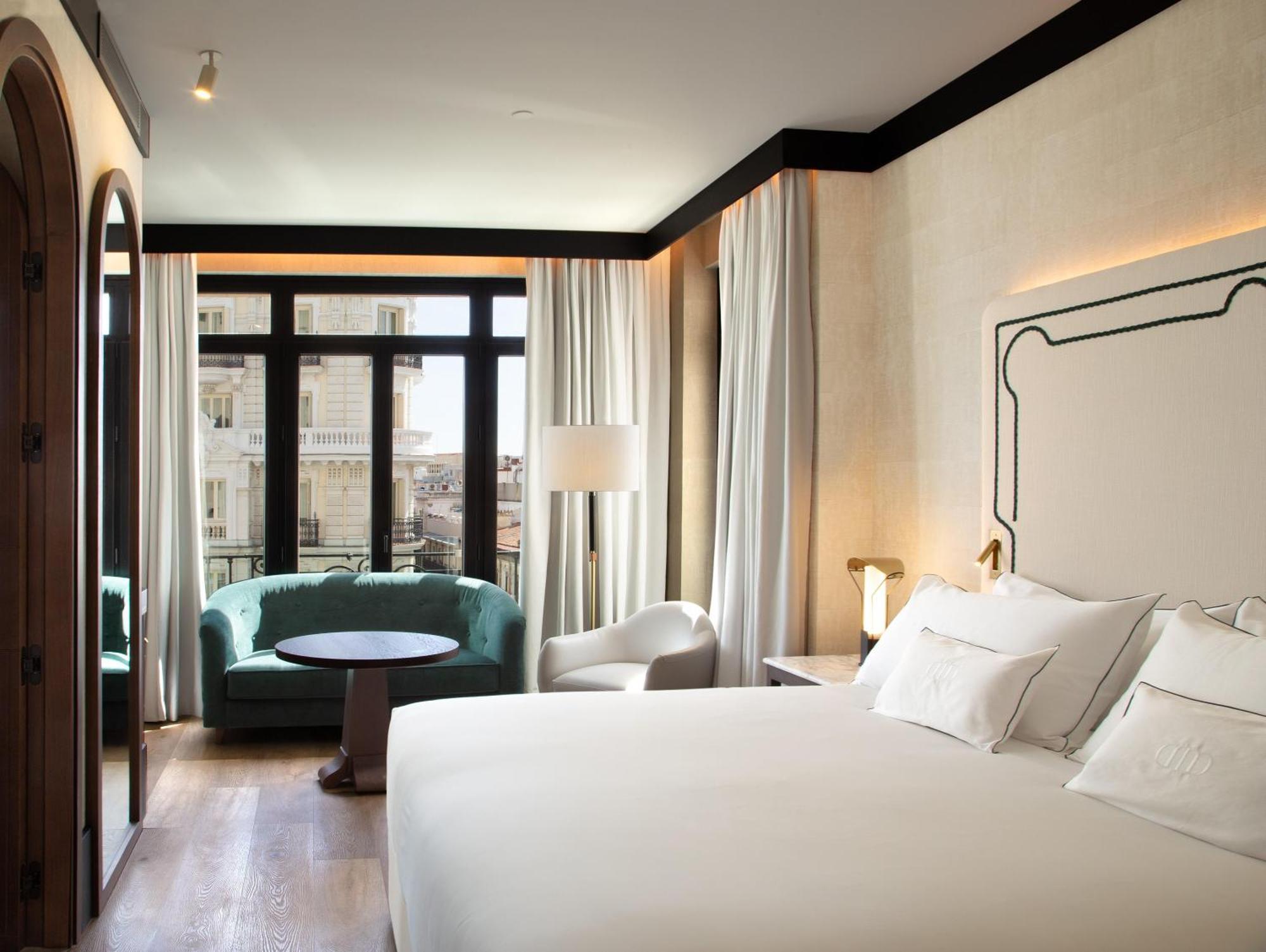 King Esperanza Room,1758979531:JPEG