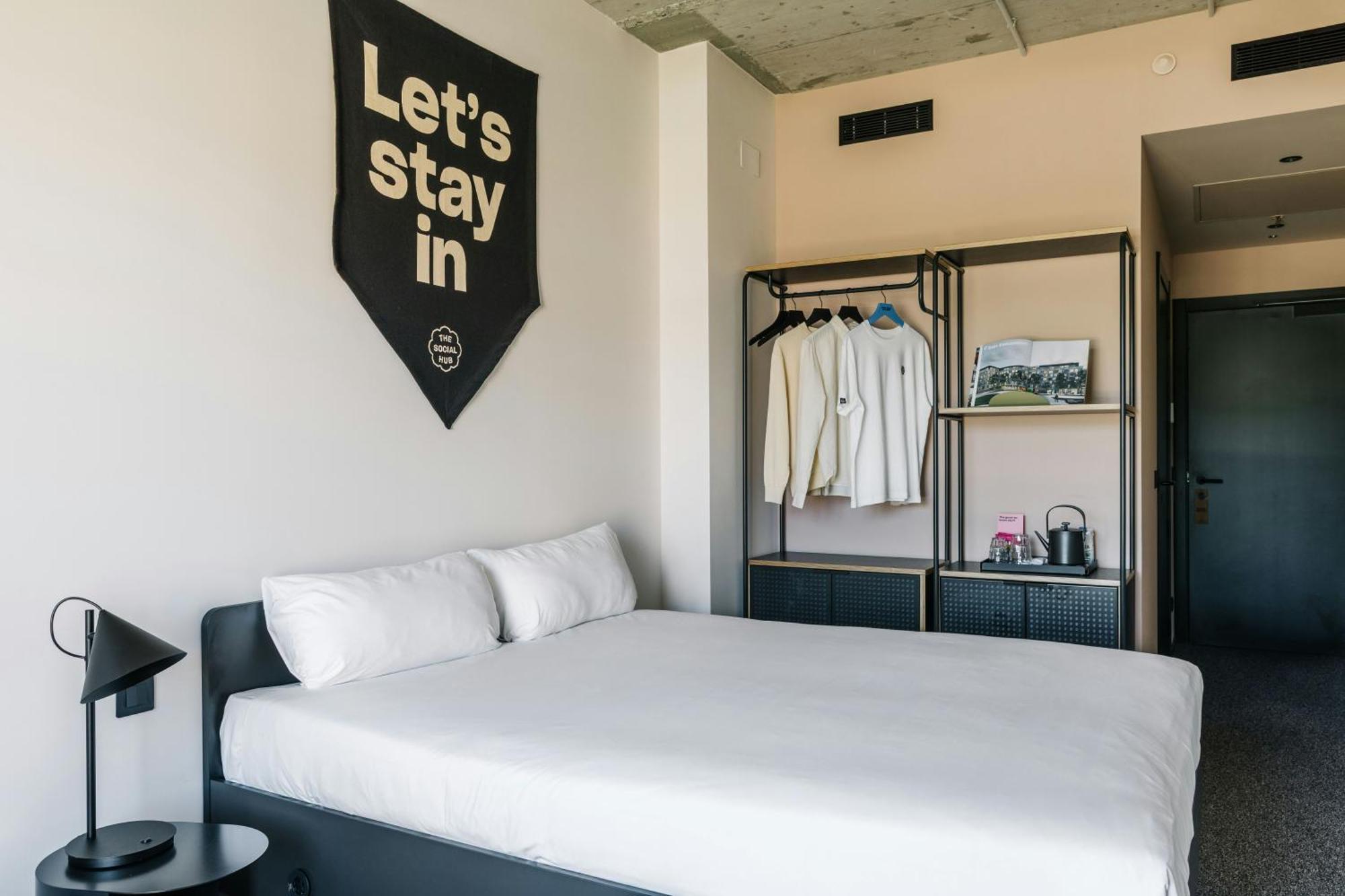 Standard Single Room,1759198949:JPEG