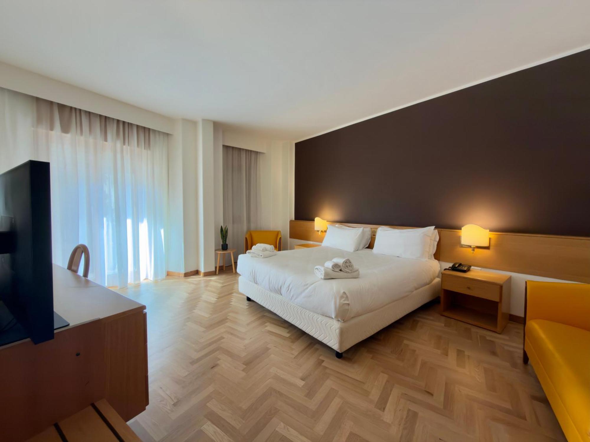 Junior Suite,1759717509:JPEG