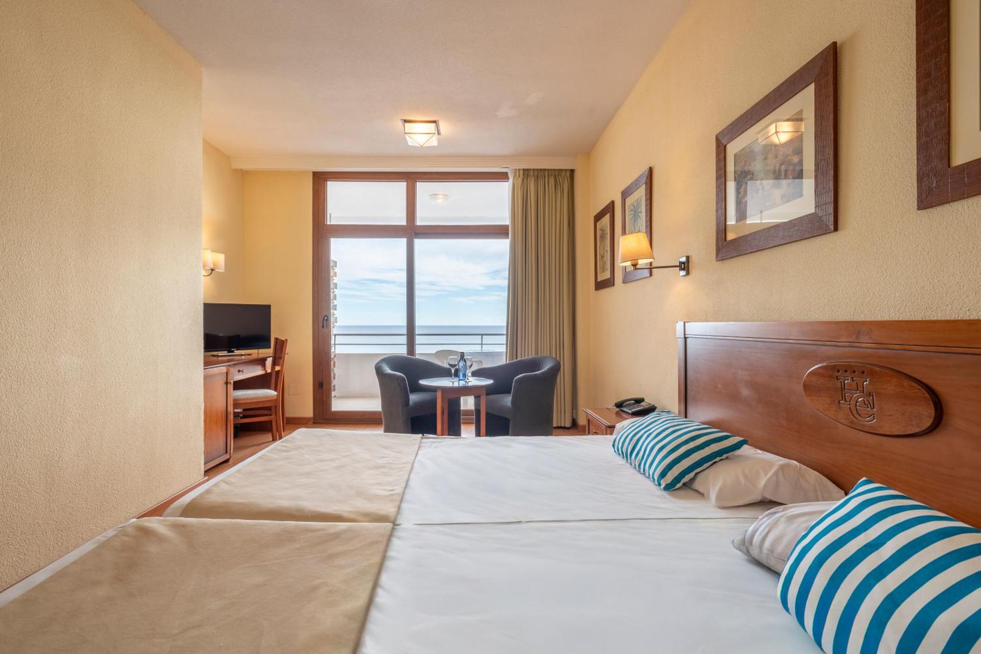 Deluxe Triple Room Sea View
