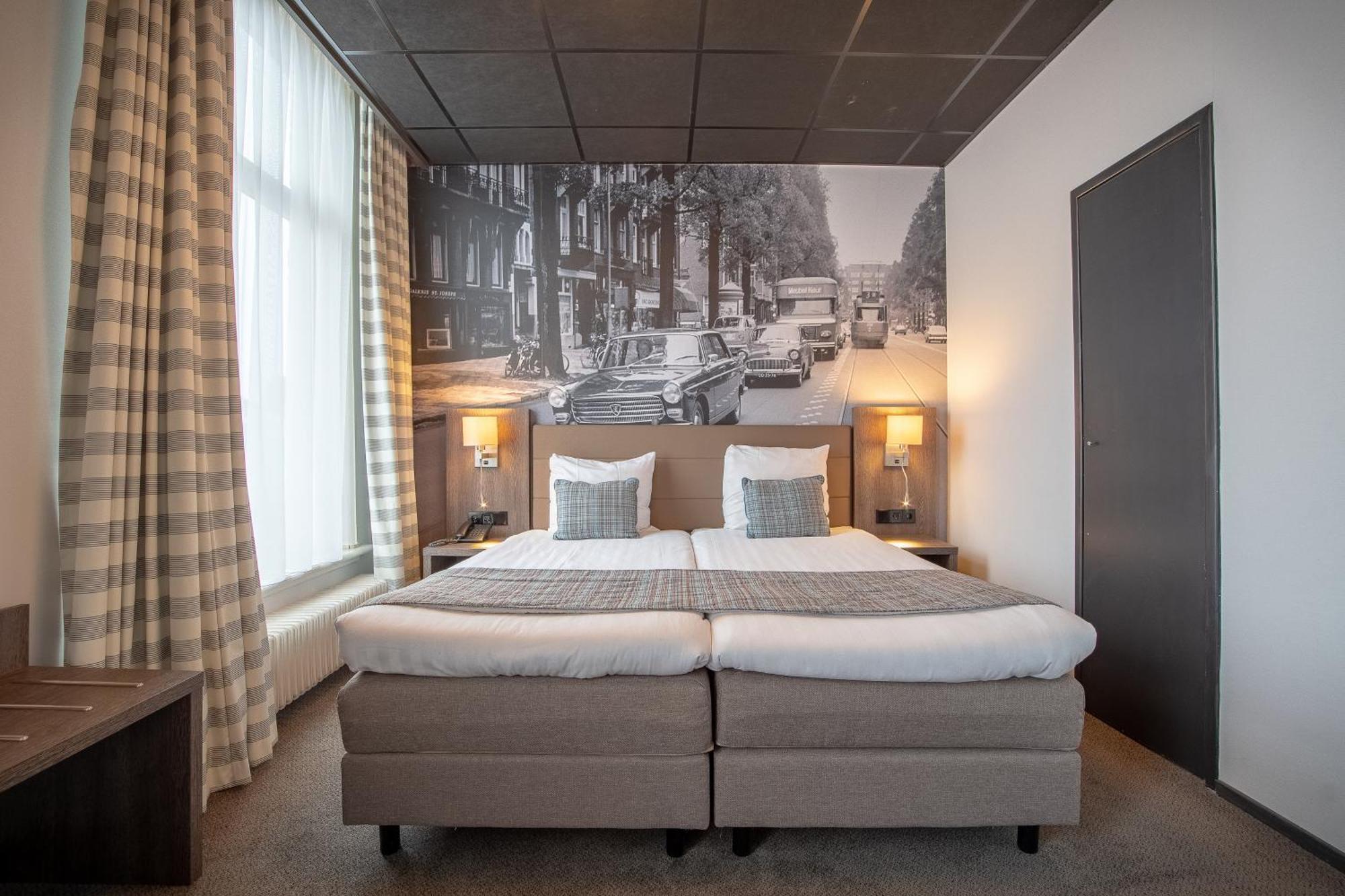Double or Twin Room,779327877:JPEG