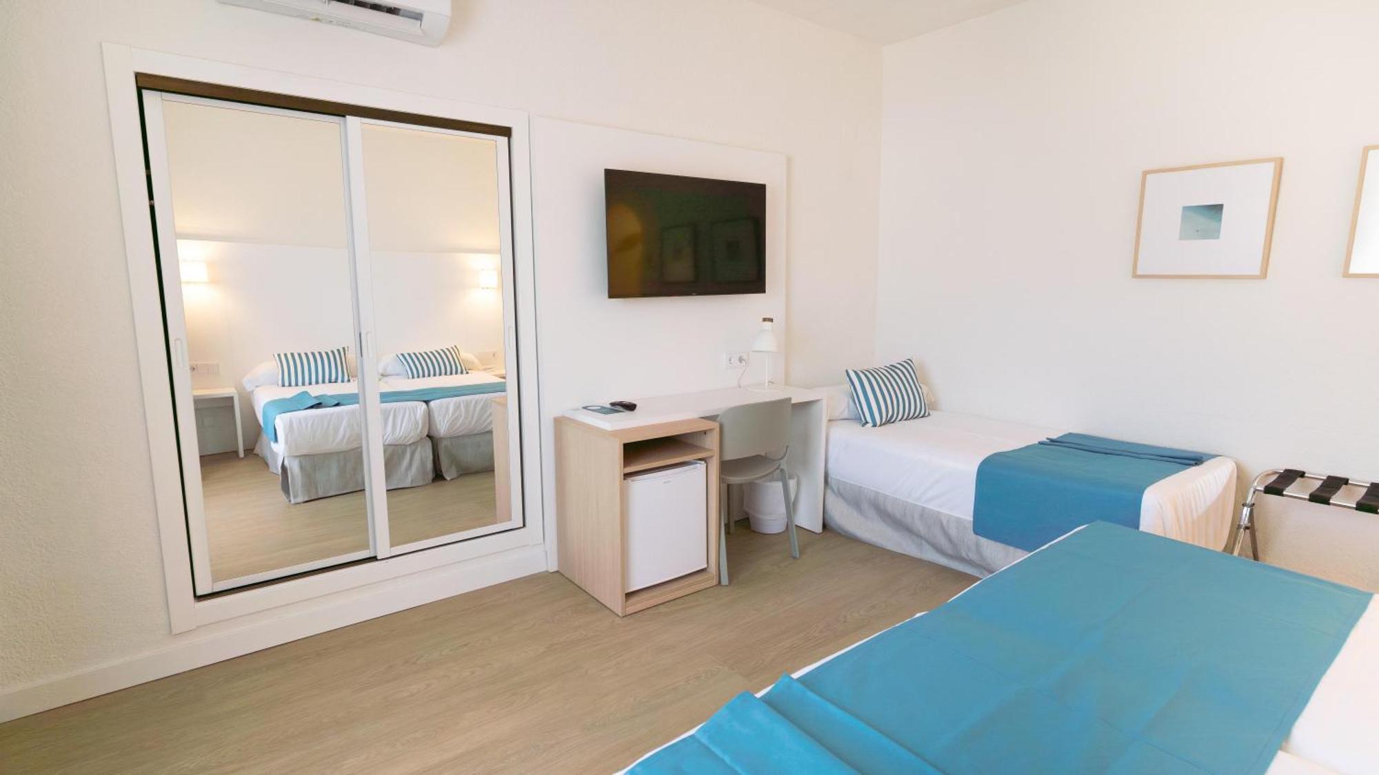 Triple Room,1765178700:JPEG