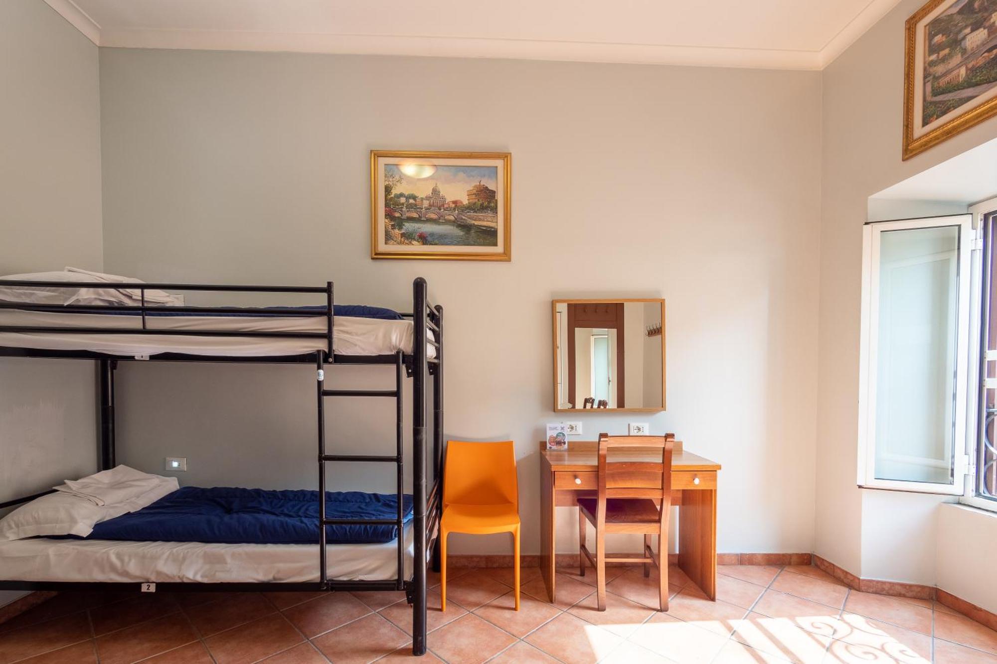 Bed 4-Bed Mixed Dormitory Room Ensuite,1765203868:JPEG