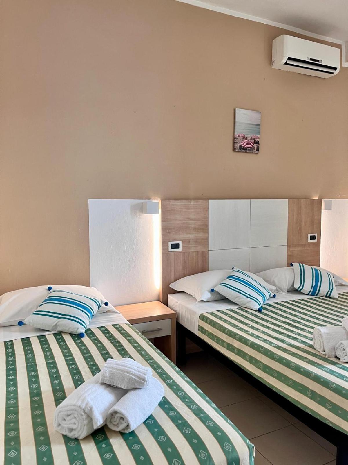 Standard Triple Room,1765319736:JPEG