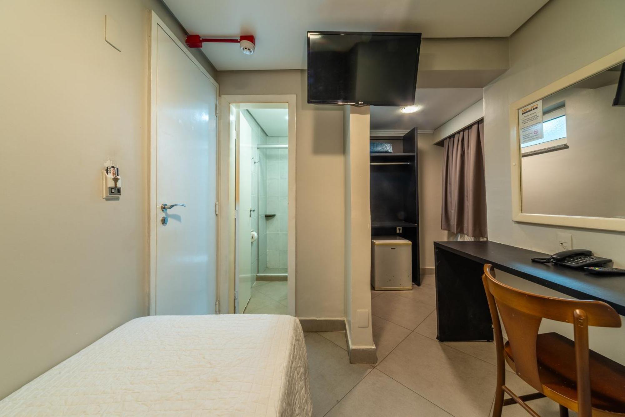 Quarto Individual Standard