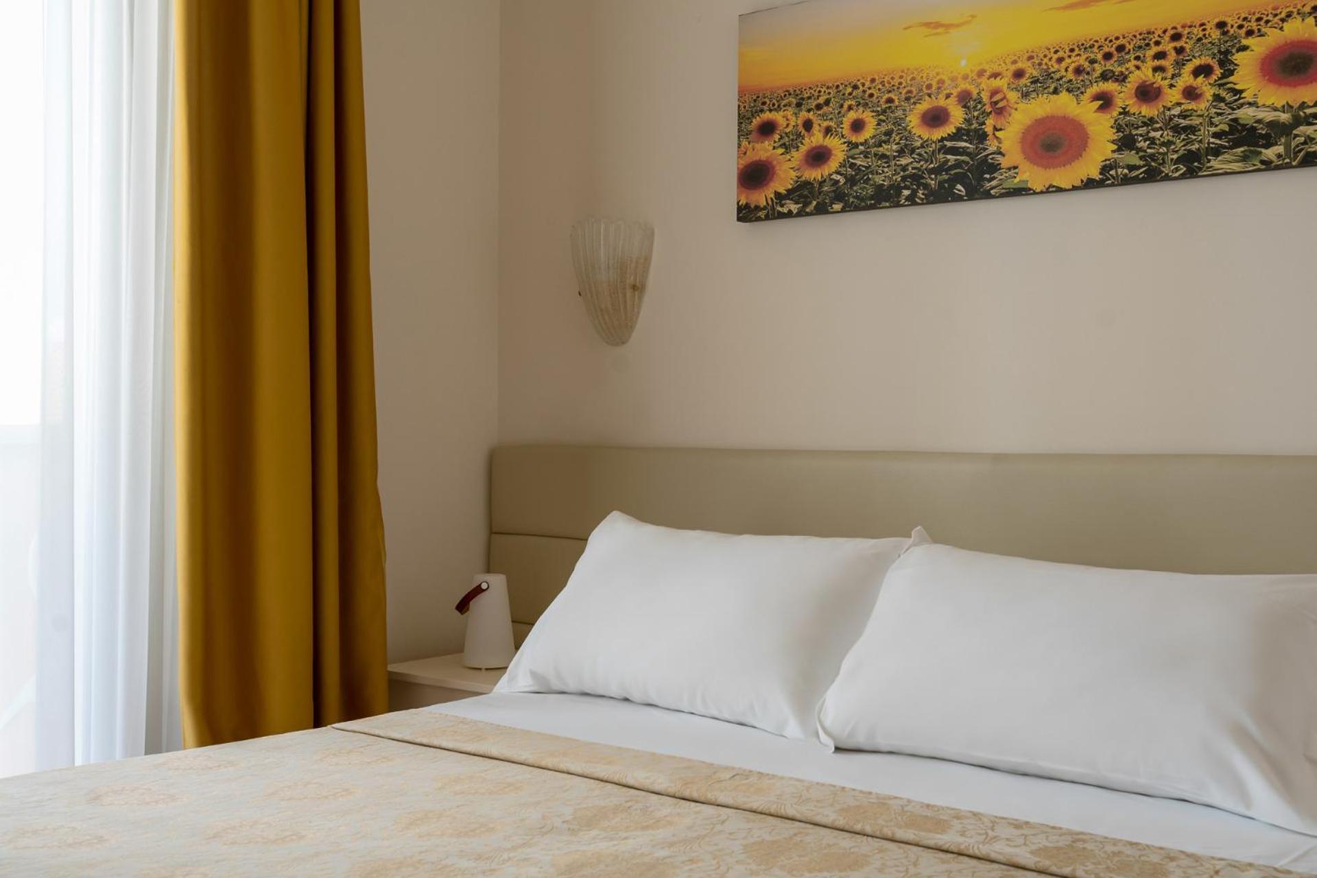 Double or Twin Room Balcony