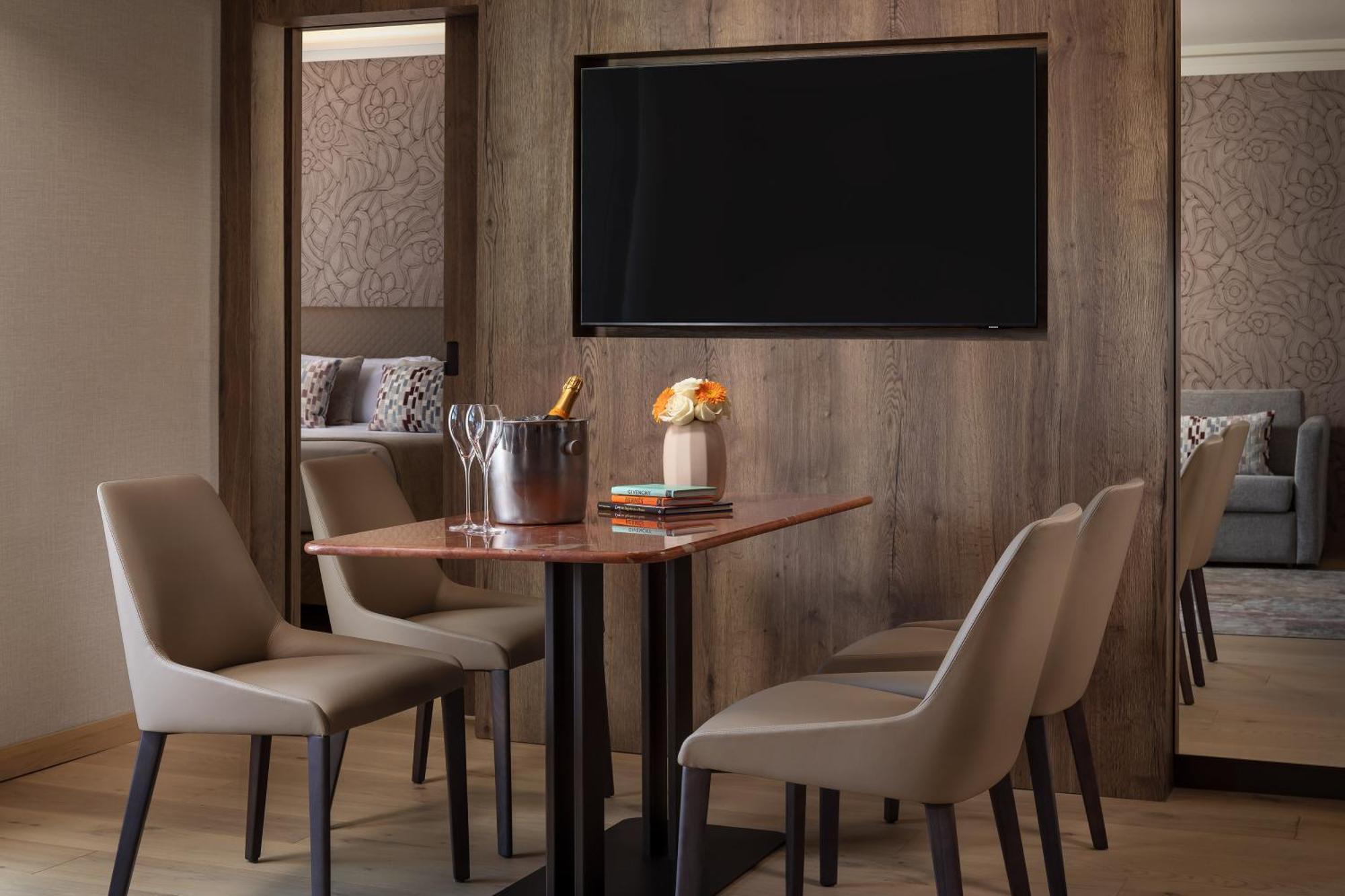 Triple Suite Terrace