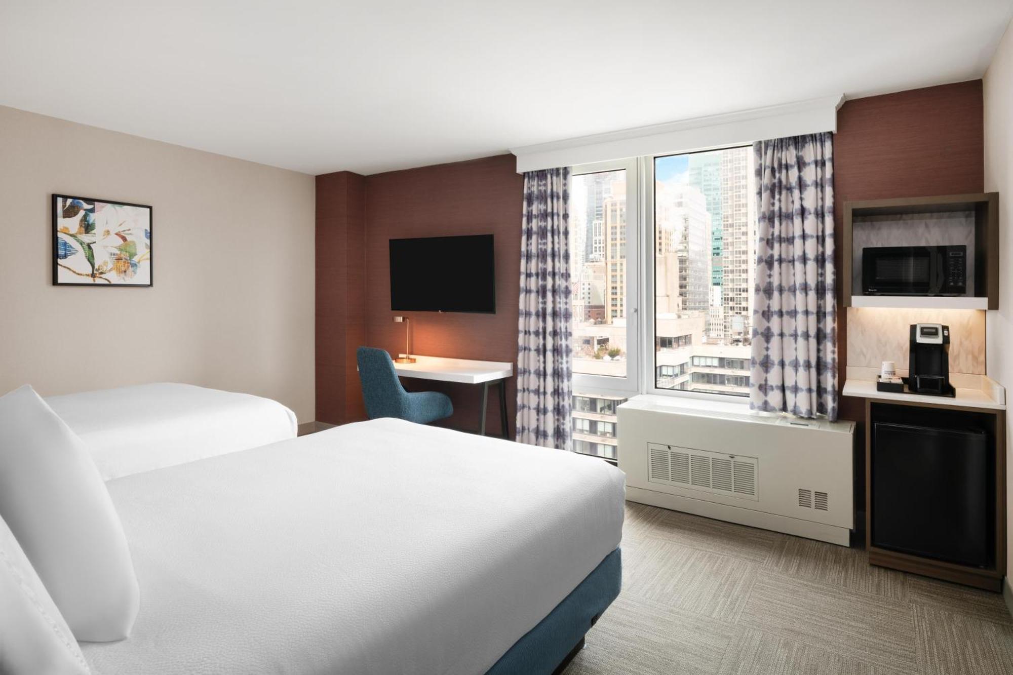 Double Room Parade View