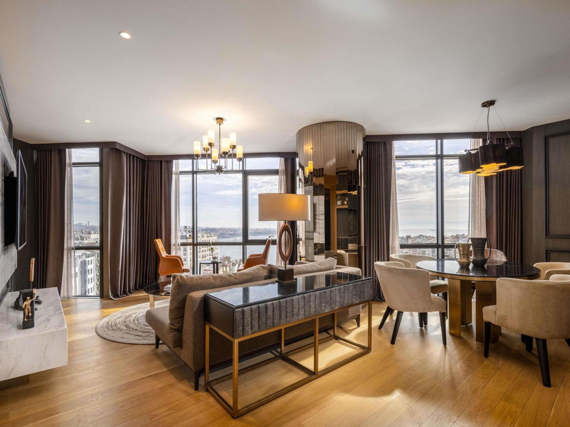 Signature Suite Taksim Square view Club Millesime access King size bed,1772013893:JPEG