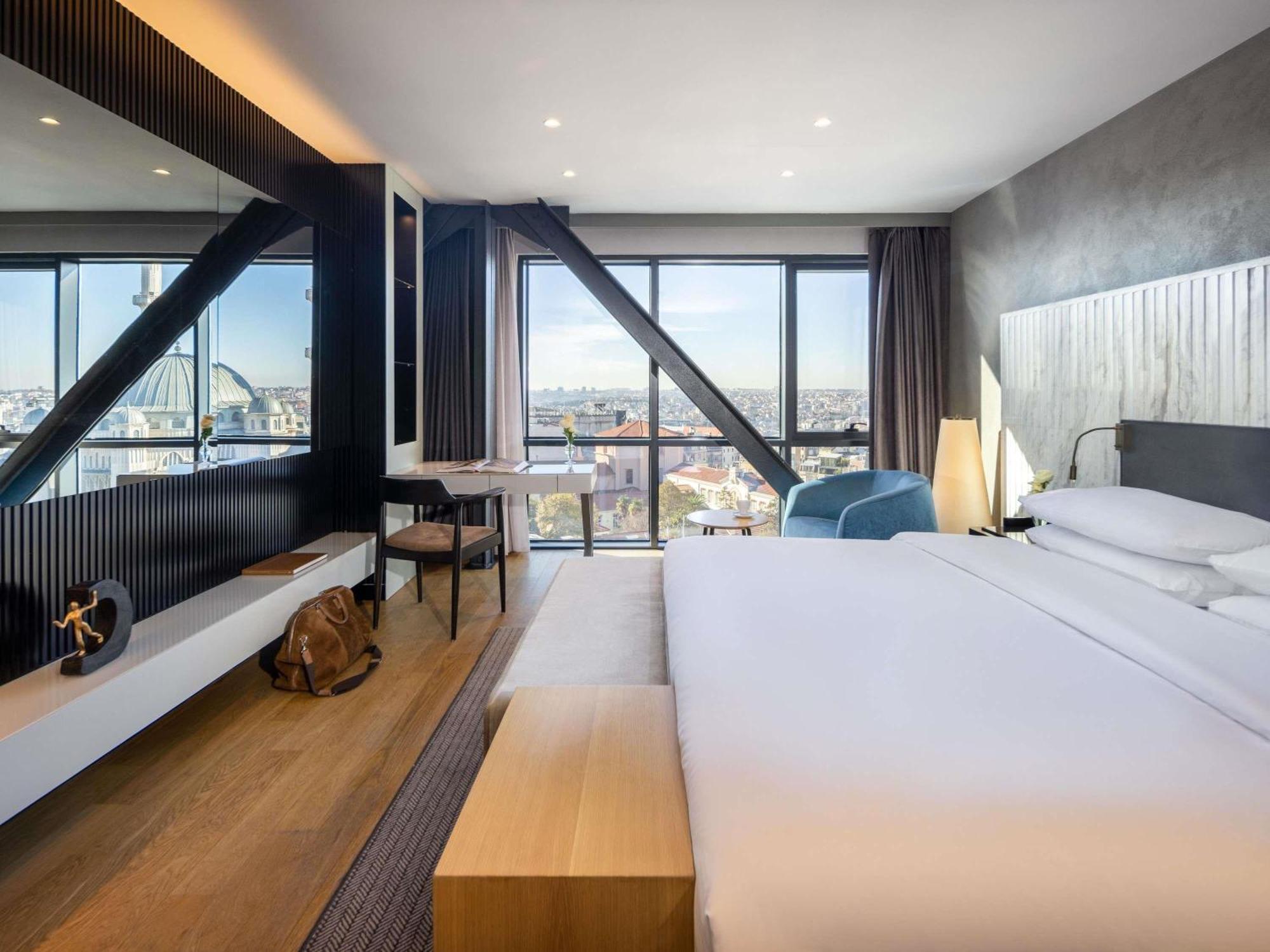 Luxury King Room,1772013879:JPEG
