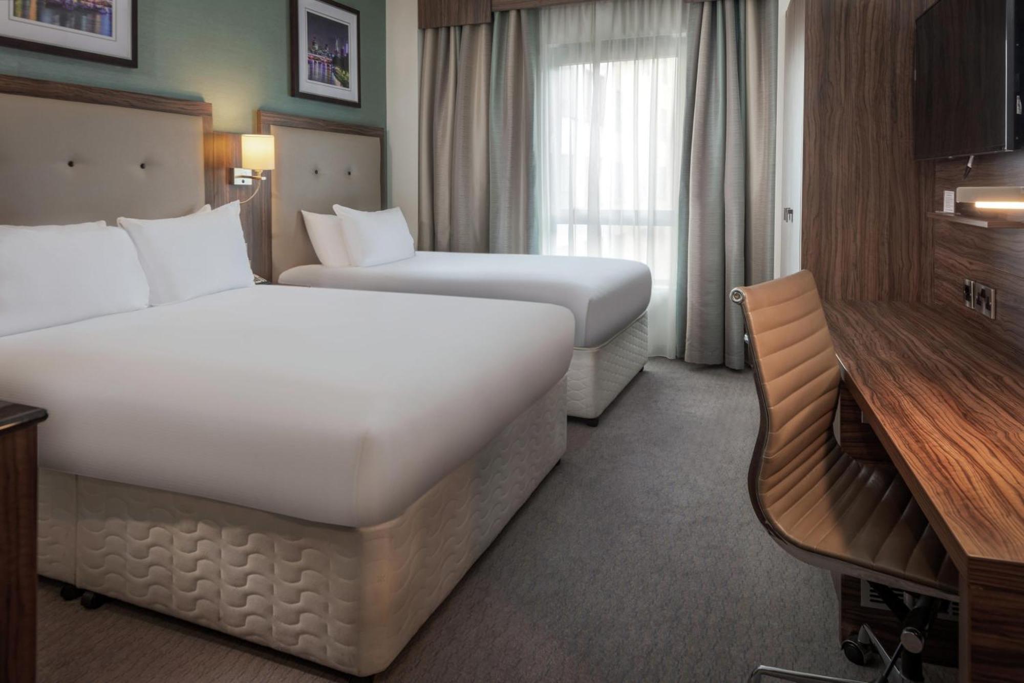 Deluxe Double plus Single Bed