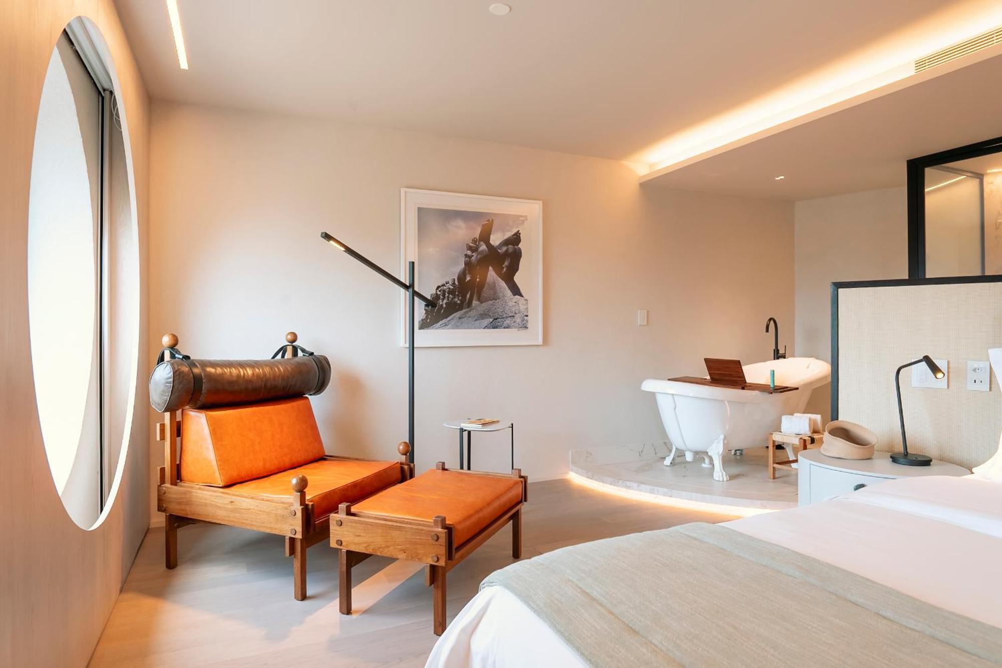 Mayfair Suite