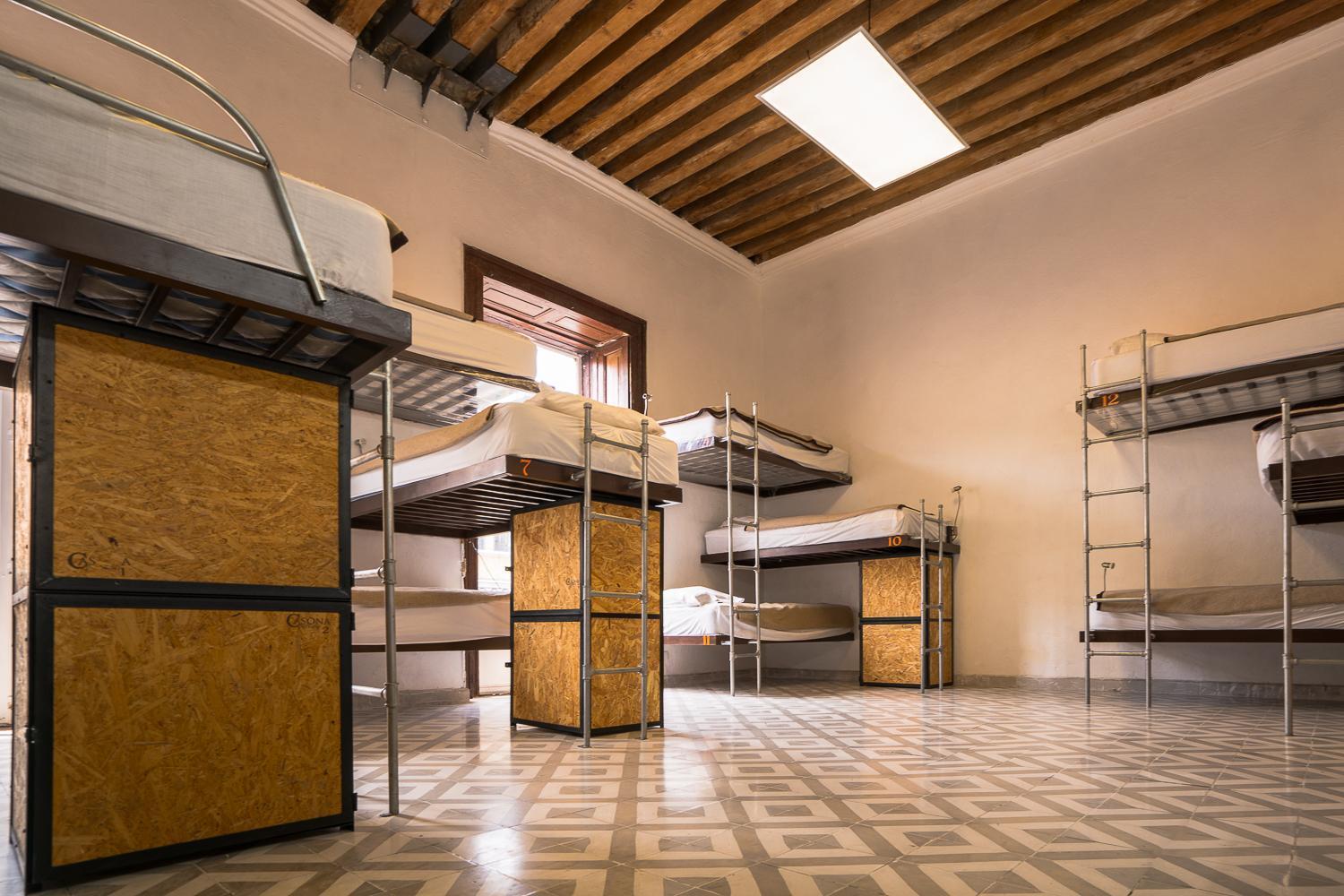 Habitación Compartida Masculina