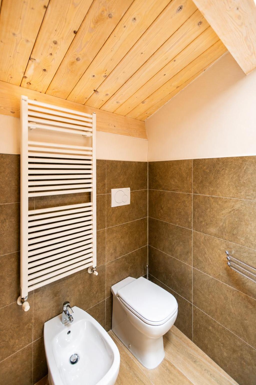 Family Room Shower