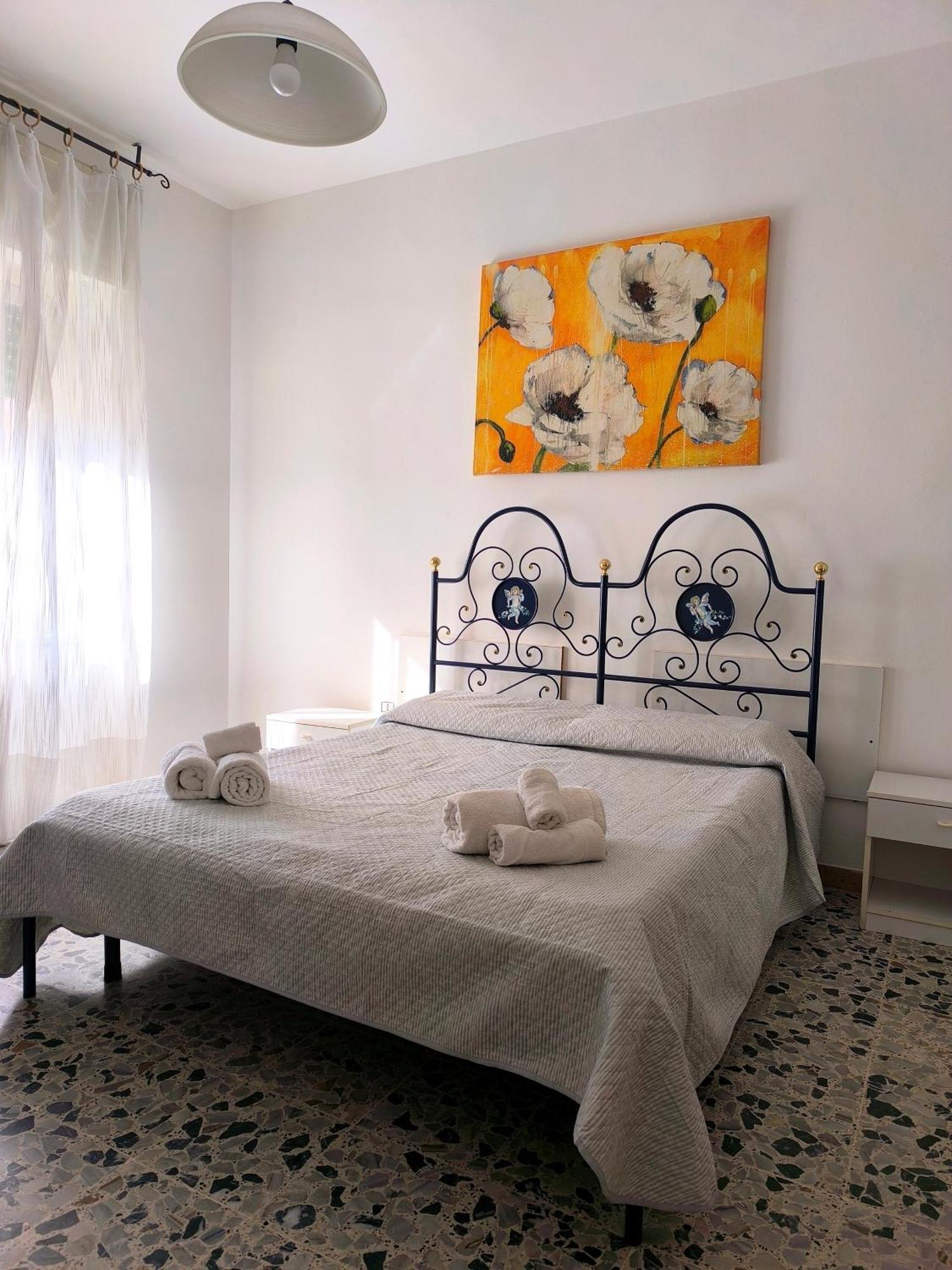 Double Room,1765923837:JPEG