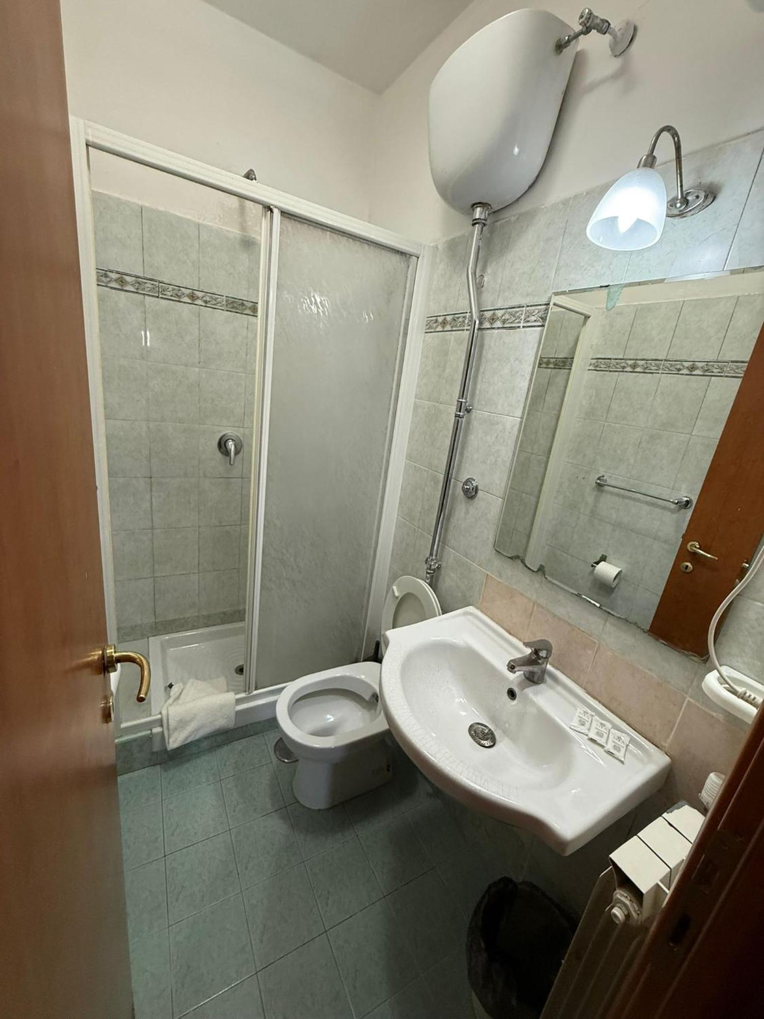 Economy Twin Room,1765940236:JPEG
