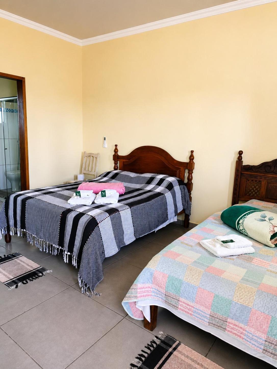 Quarto Triplo Comfort com Chuveiro